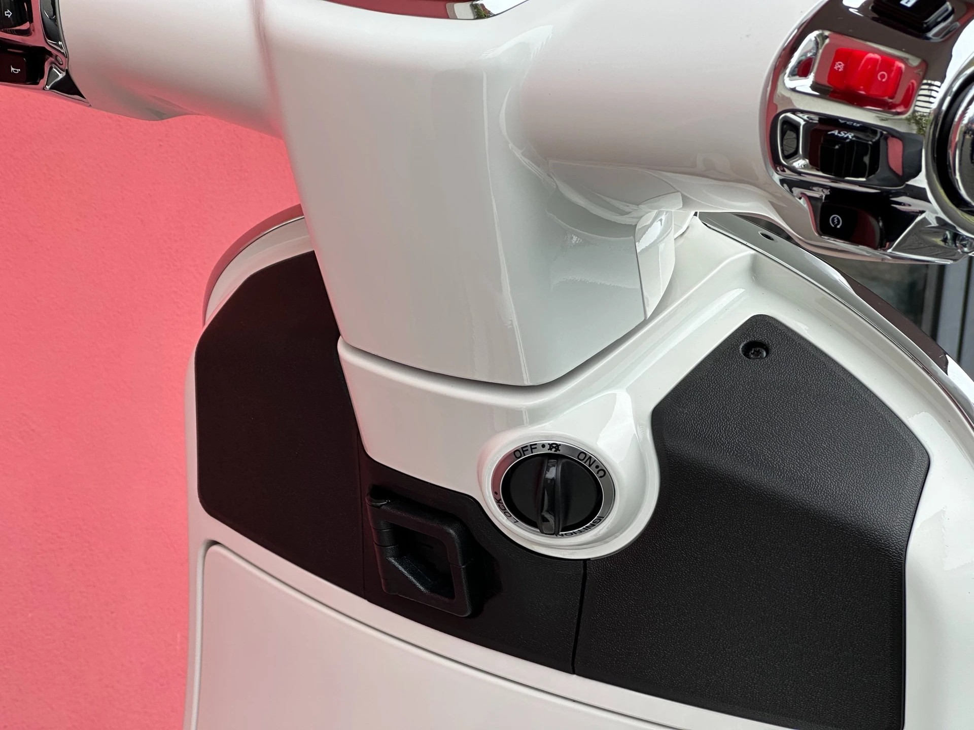PIAGGIO Vespa GTS 310 Super RST E5+-image-7