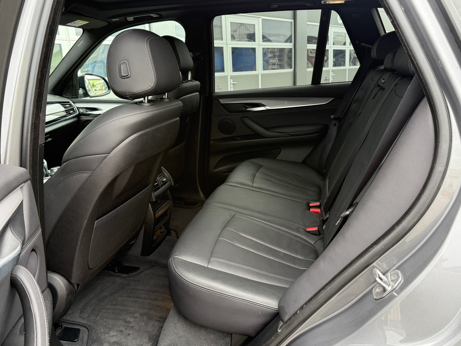 BMW X5 xDrive M50d Steptronic-image-6