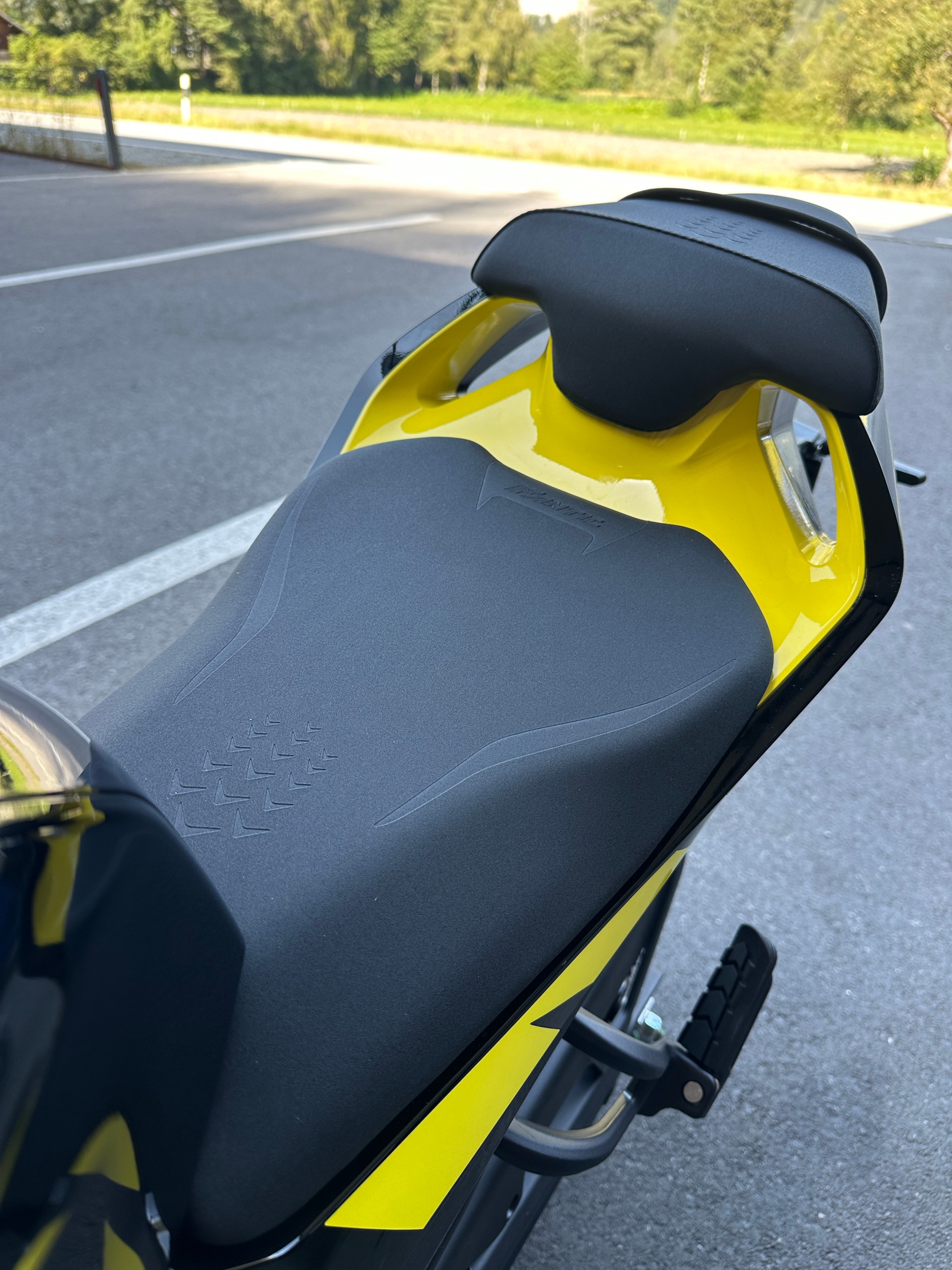 FANTIC STEALTH 125-image-10