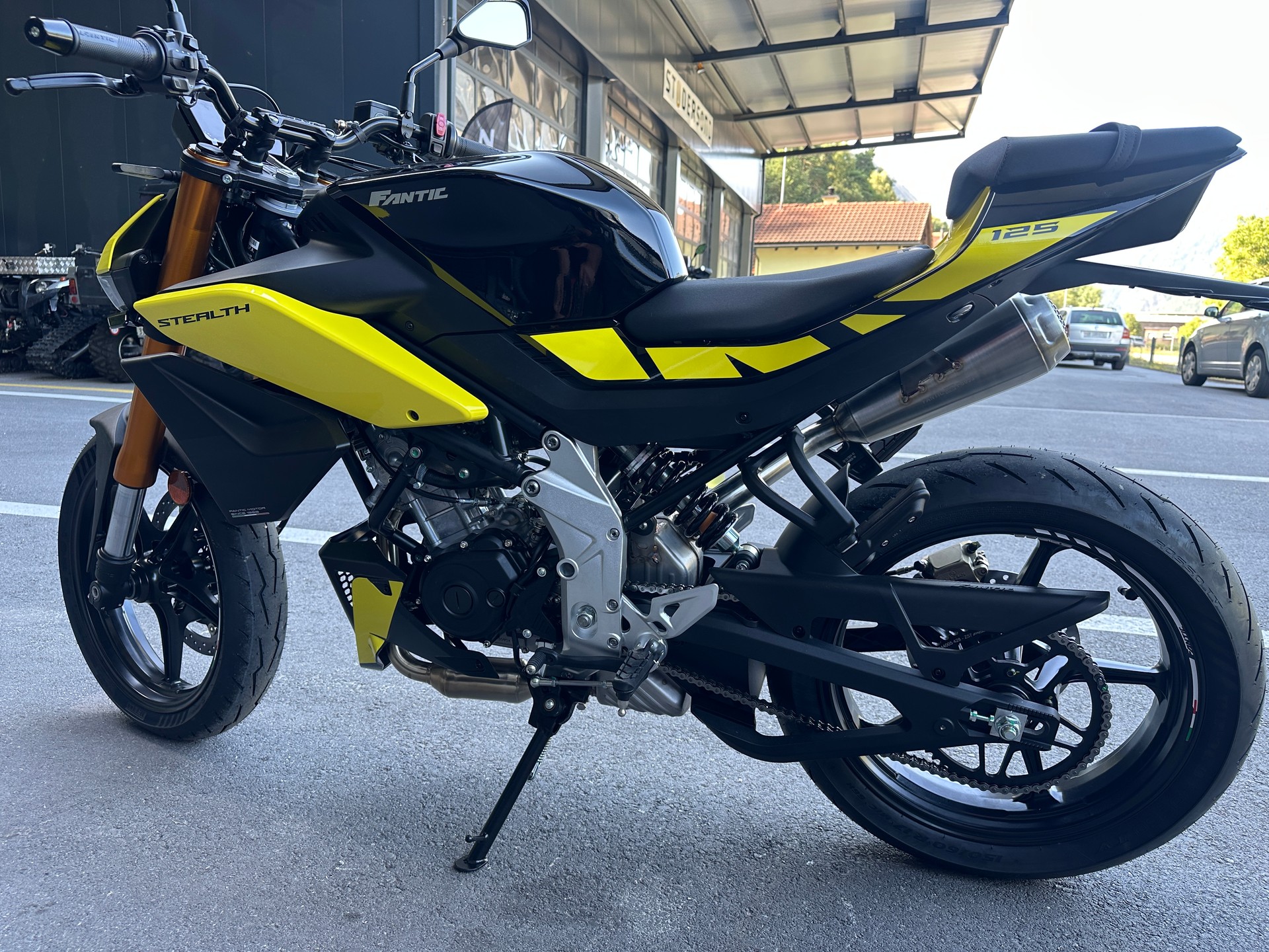 FANTIC STEALTH 125-image-15