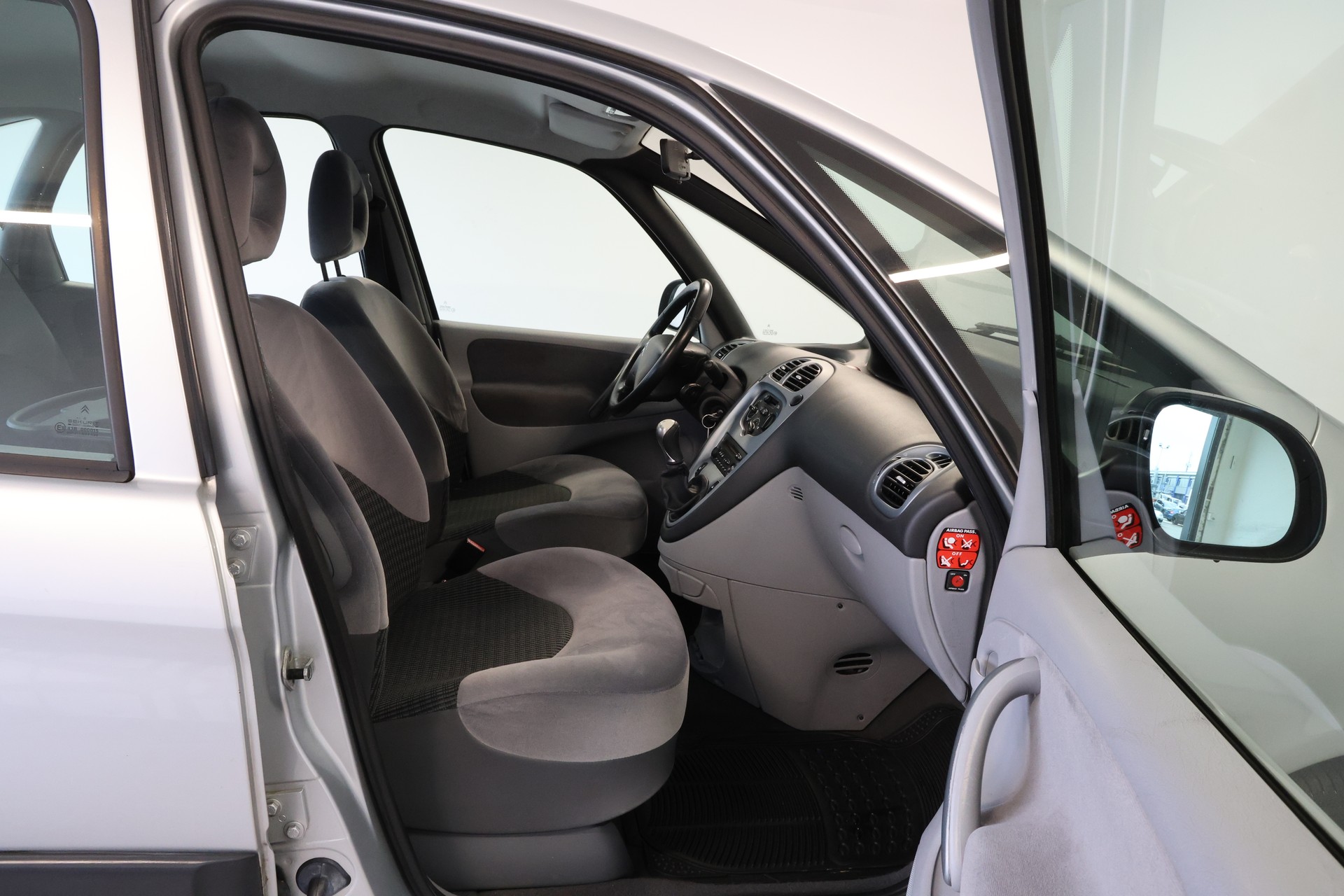 CITROEN Xsara Picasso 1.6i MFK Bis 09.2027-image-10