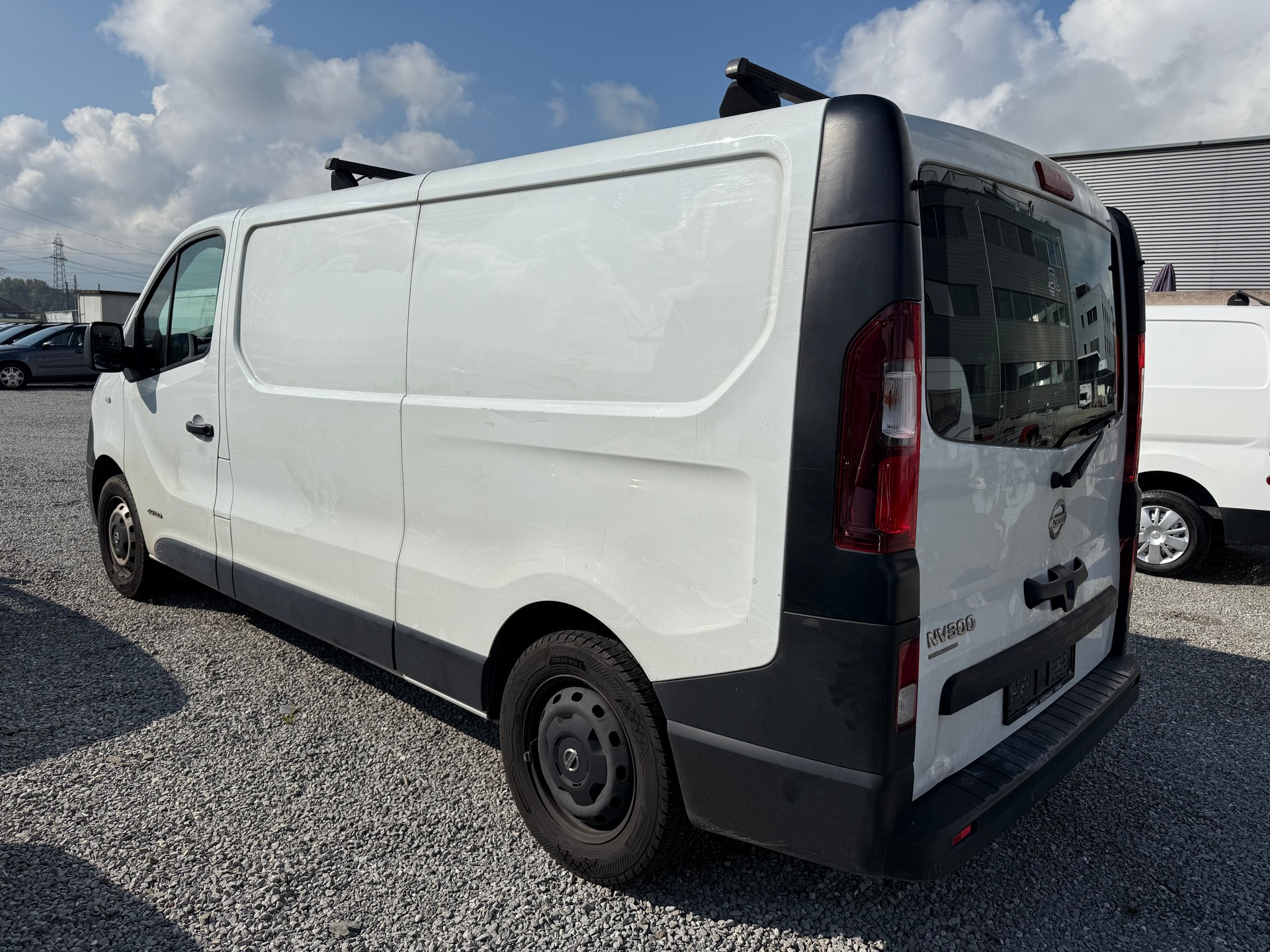 NISSAN NV300 dCi 120 2.9 L2H1 Eco-image-2