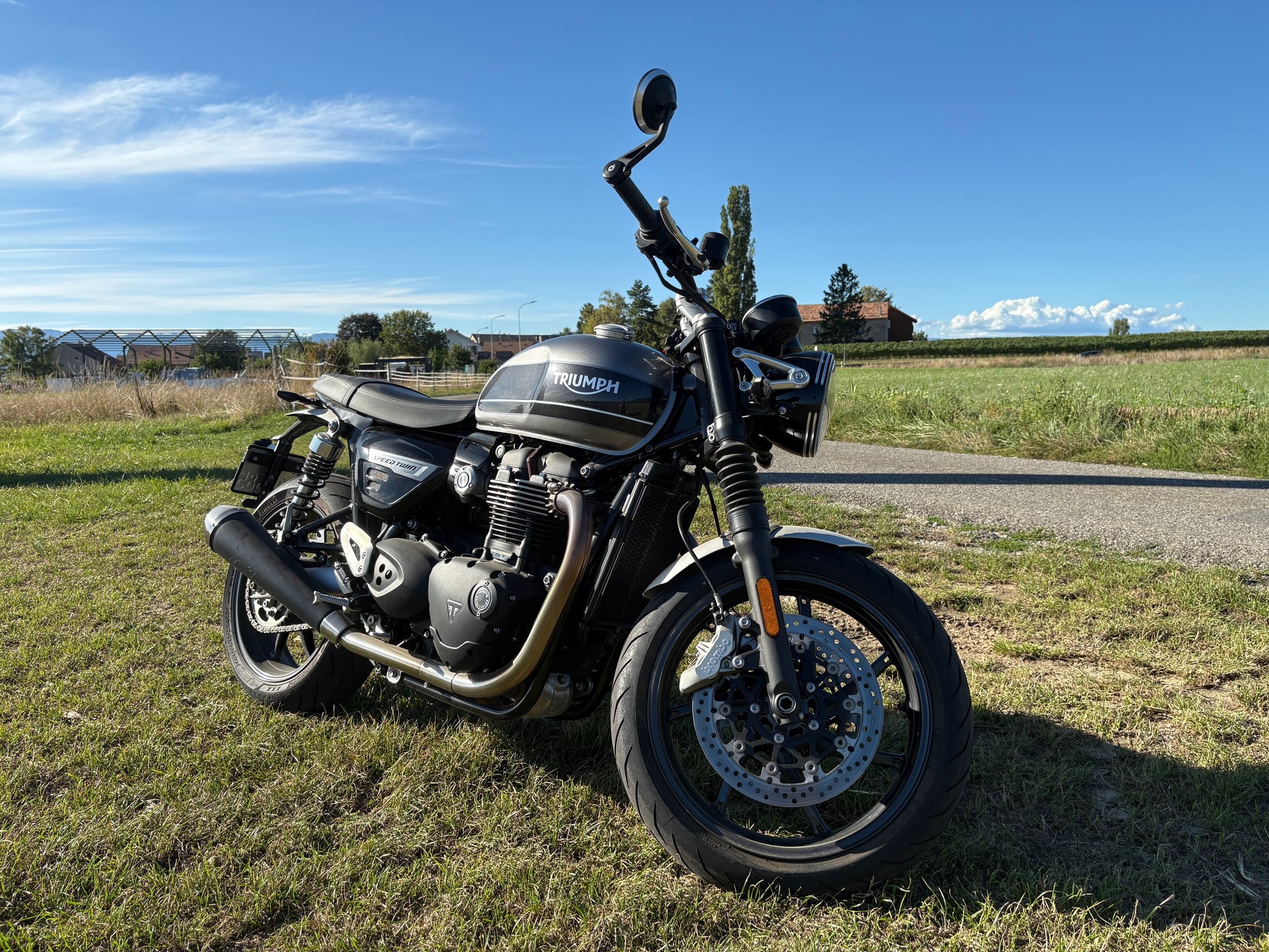 TRIUMPH Speed Twin 1200-image-5
