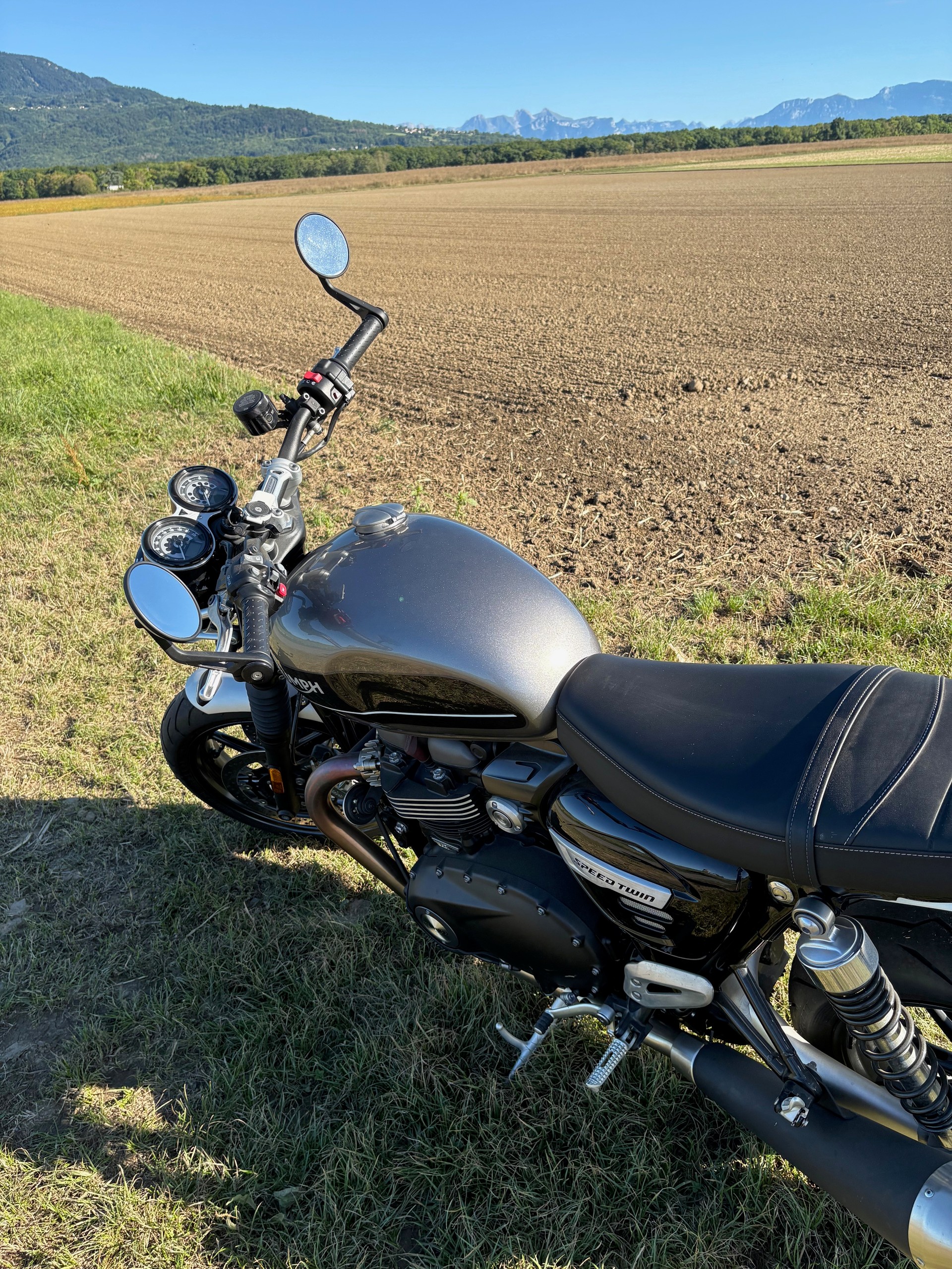 TRIUMPH Speed Twin 1200-image-7