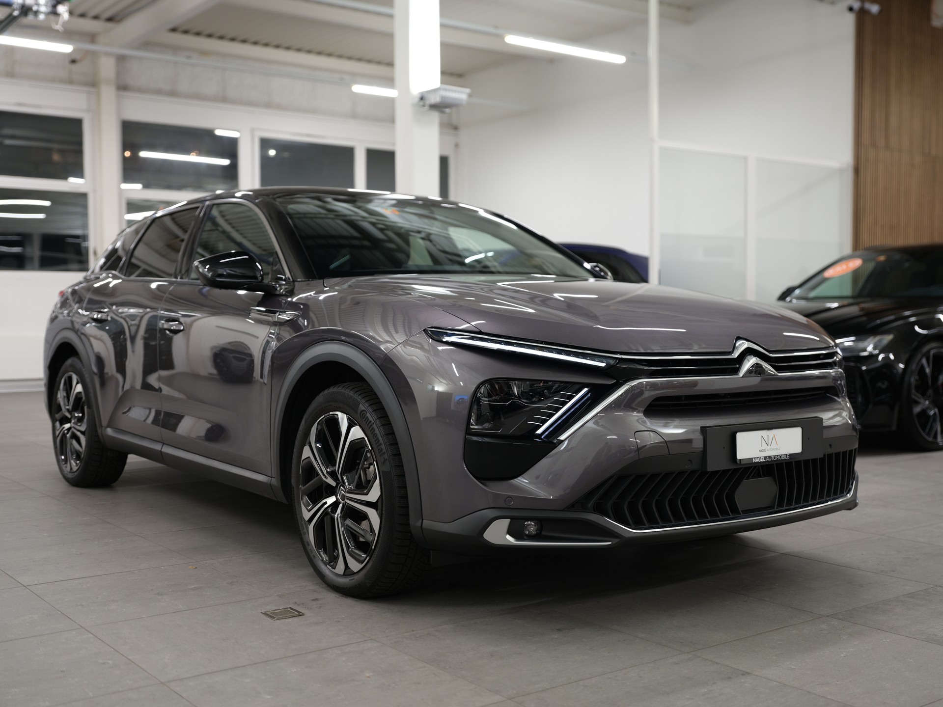 CITROEN C5 X 1.6i PHEV Shine Pack e-EAT8 *Panoramadach* *Werksgarantie*-showroom-element-1
