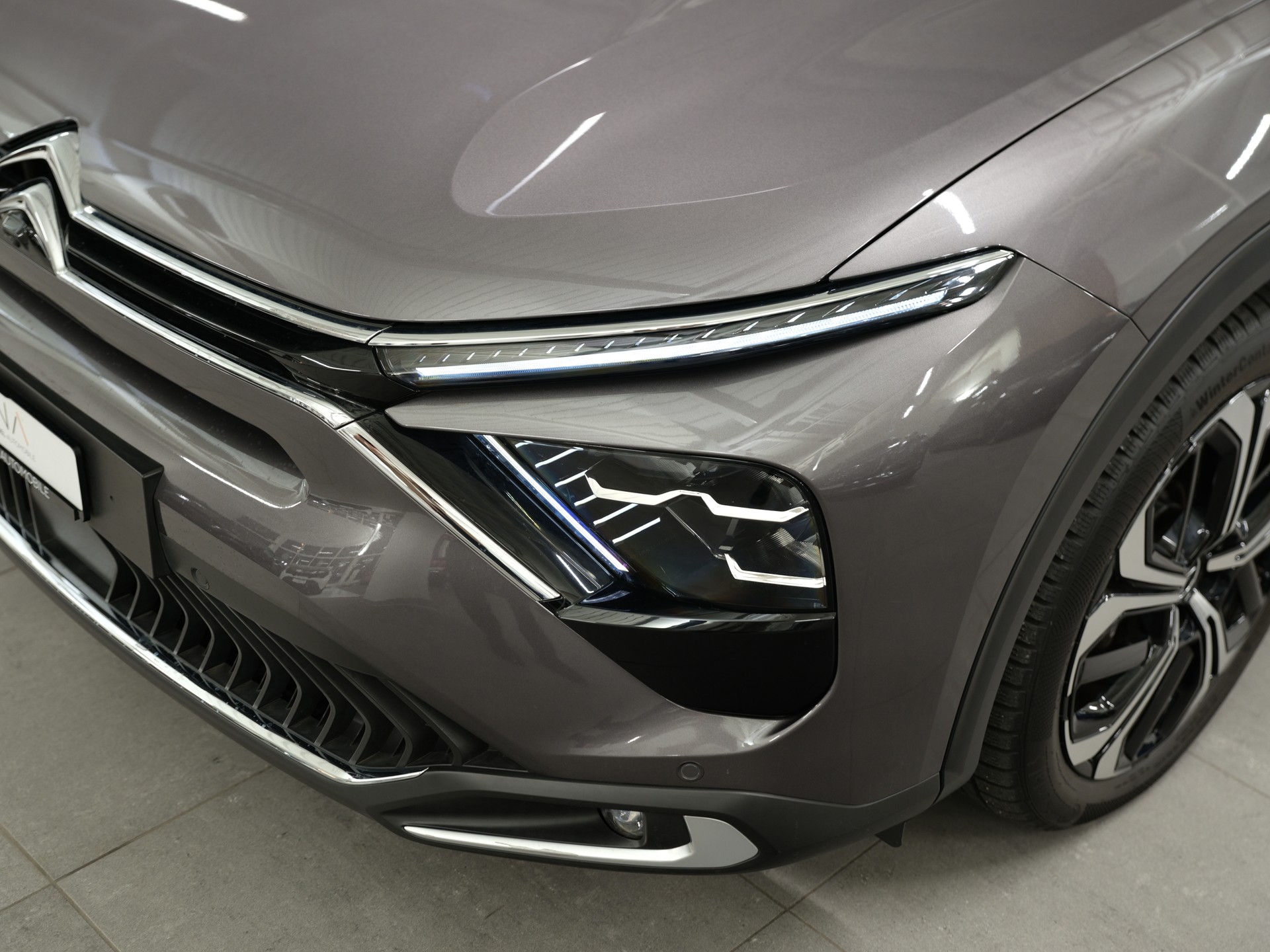 CITROEN C5 X 1.6i PHEV Shine Pack e-EAT8 *Panoramadach* *Werksgarantie*-image-10