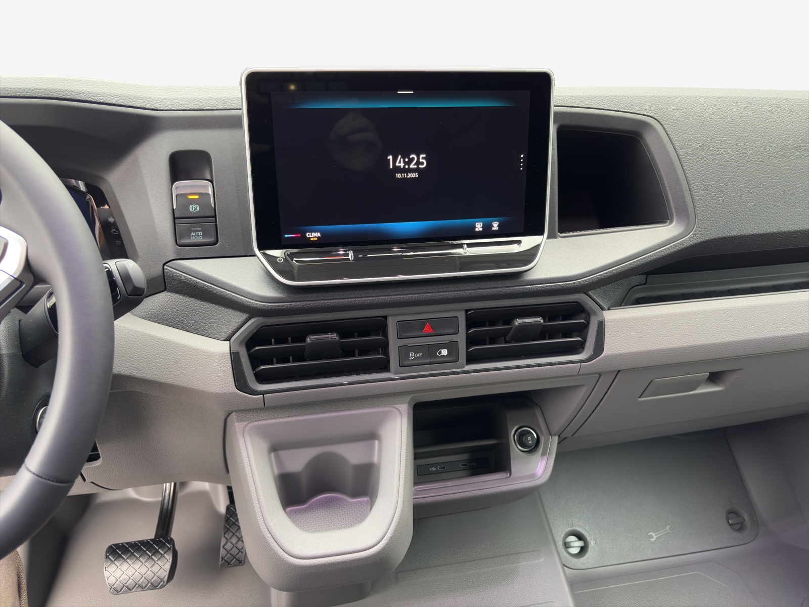 VW Crafter 35 2.0 BiTDI L3 HD A-image-10
