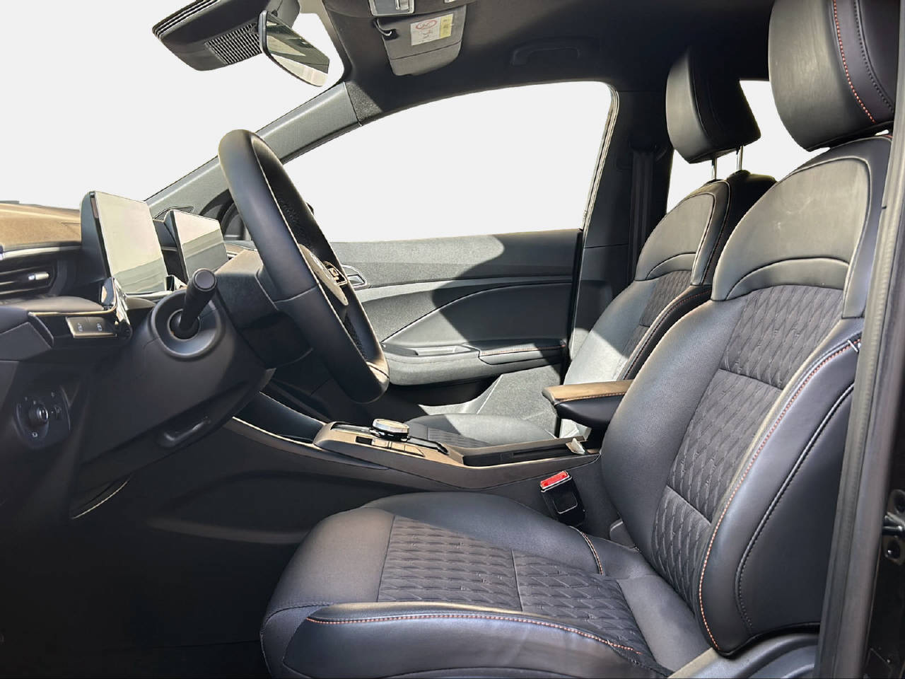 MG 3 1.5 Hybrid Luxury-image-10