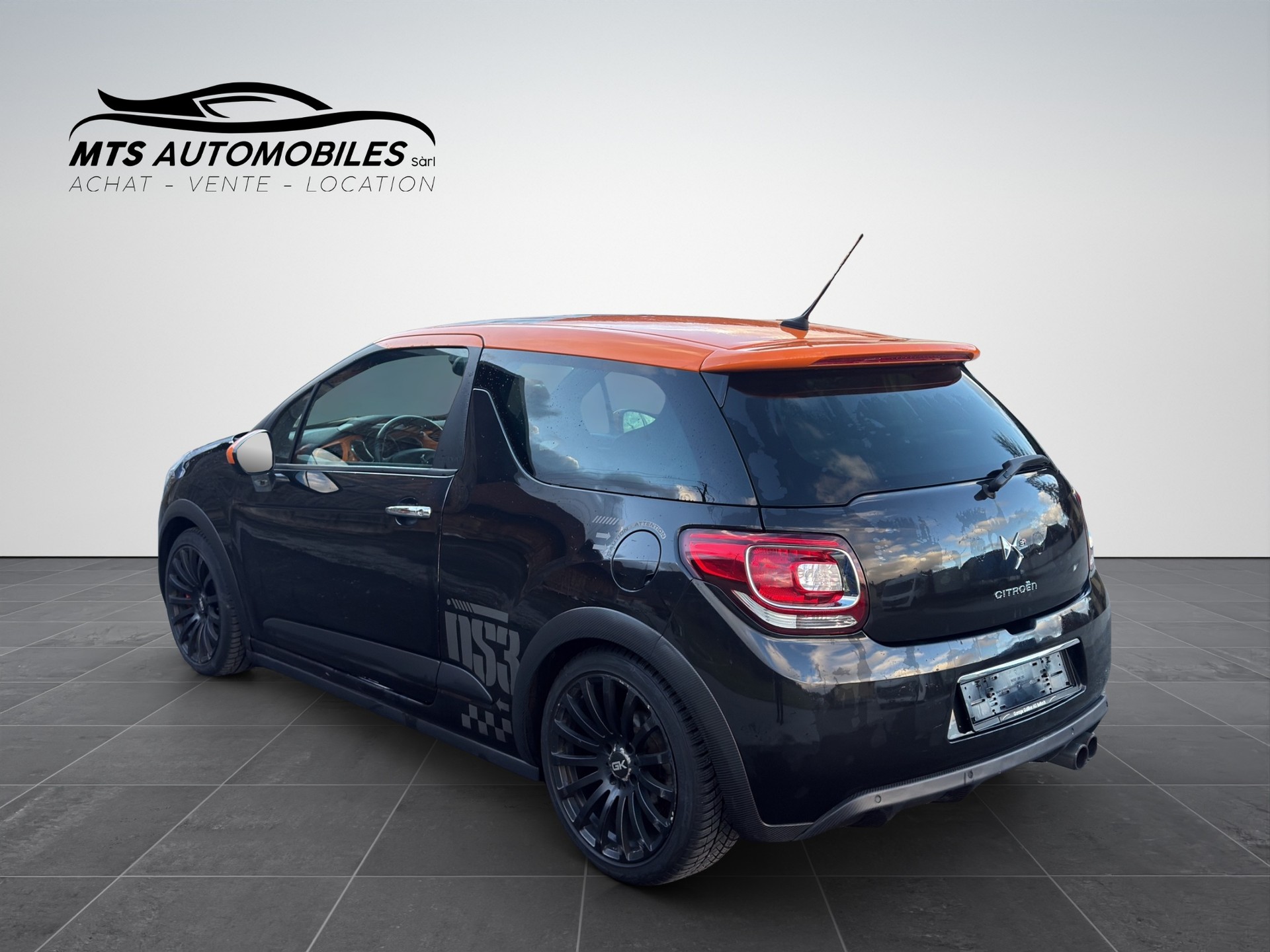 DS AUTOMOBILES DS3 1.6 THP Racing-image-3