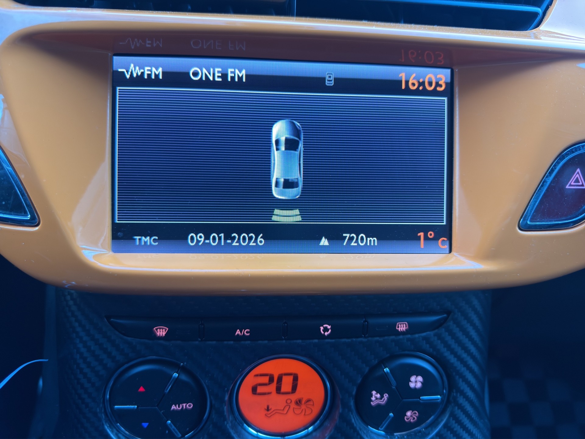 DS AUTOMOBILES DS3 1.6 THP Racing-image-13
