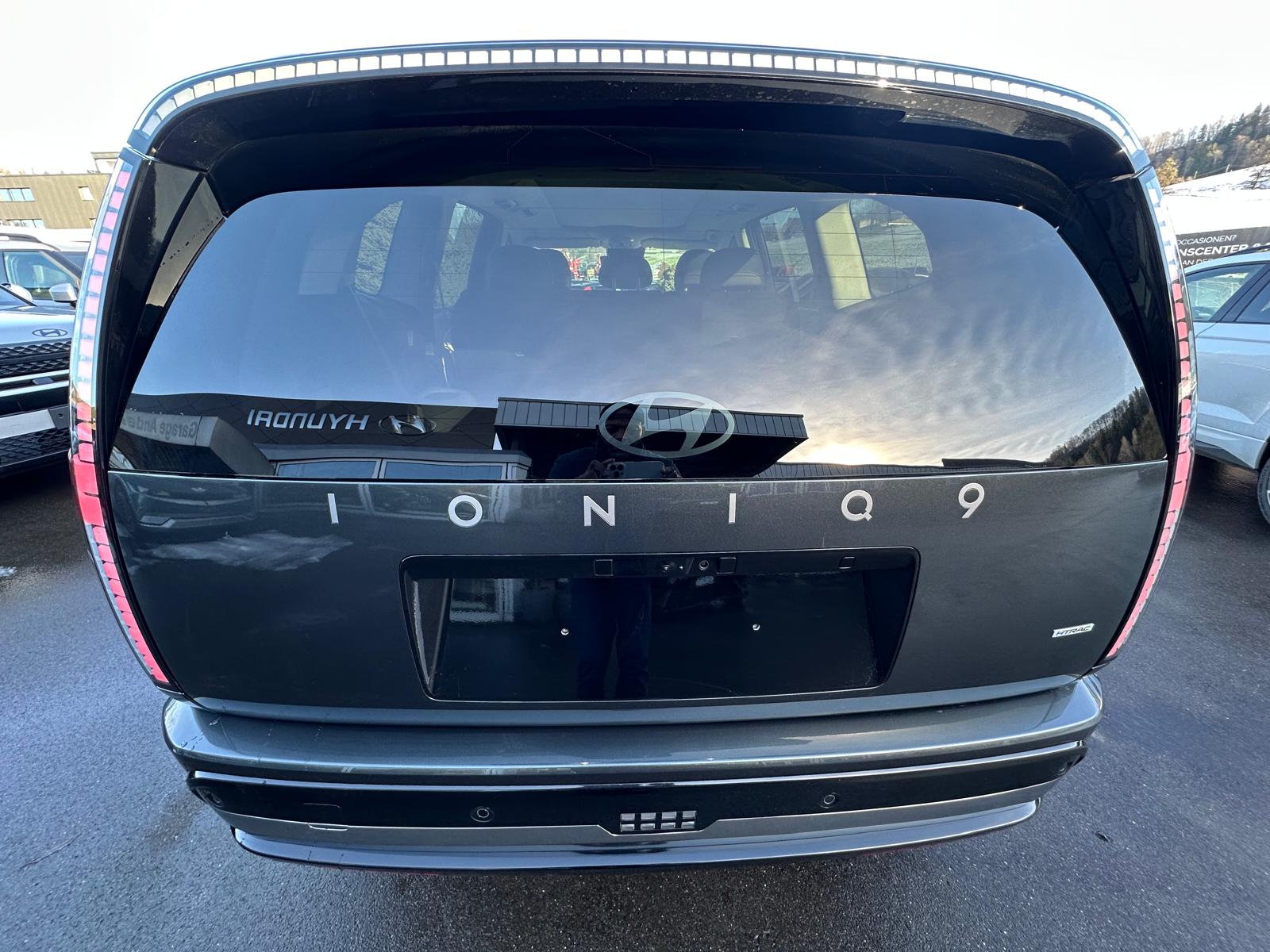 HYUNDAI Ioniq 9 110kWh Vertex Caligraphy 4WD-image-5