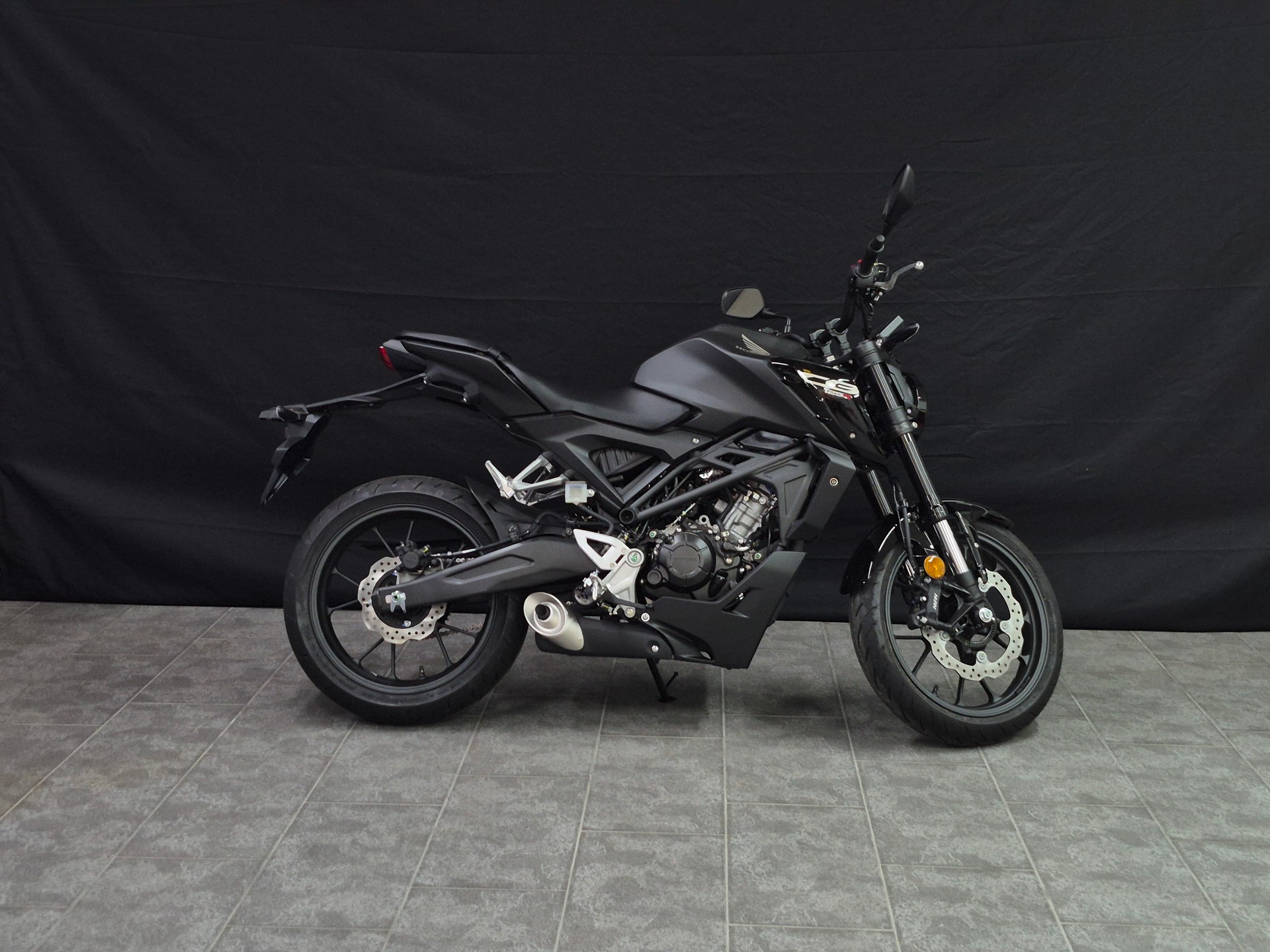 HONDA CB 125 R-image-2