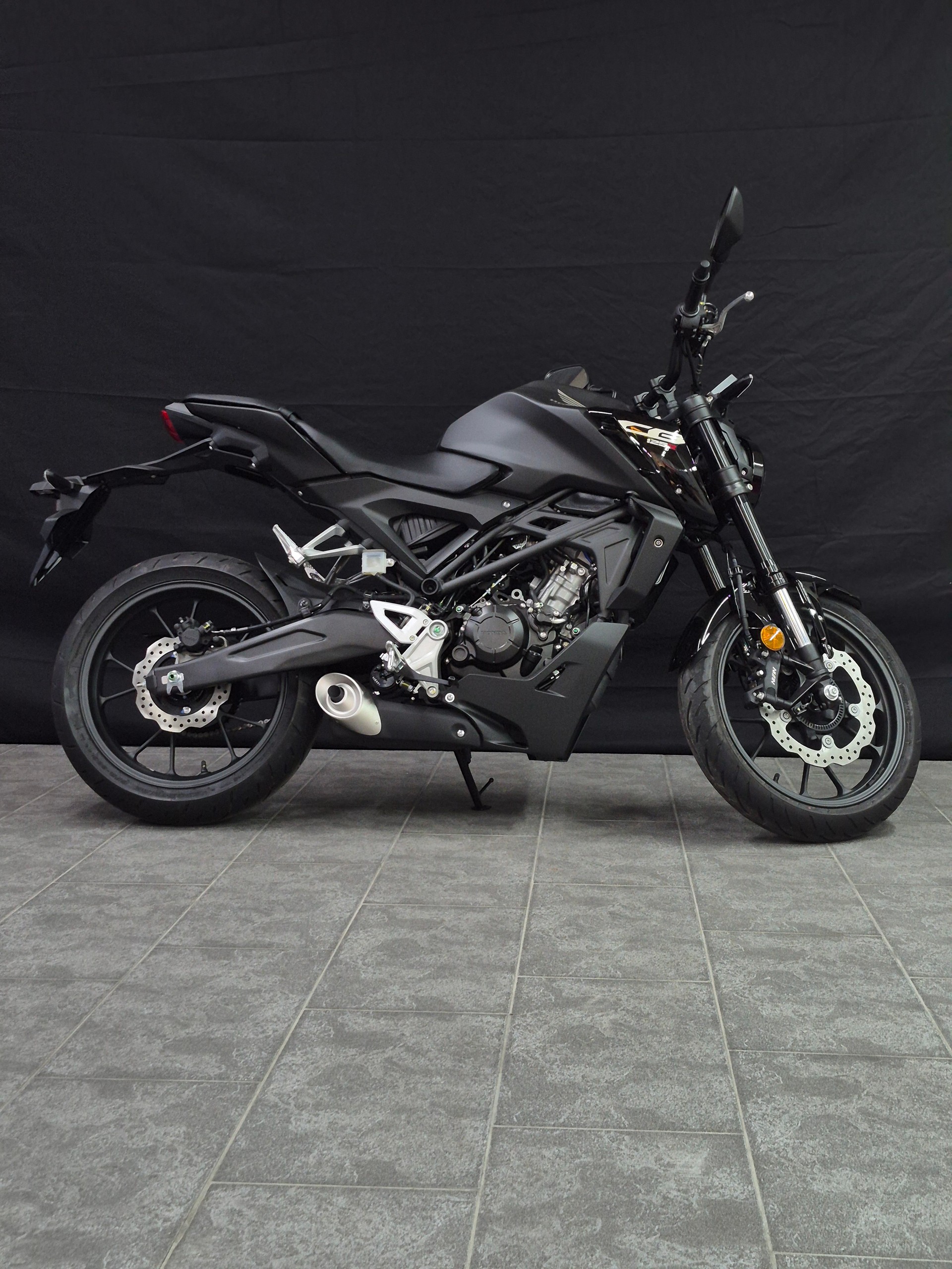 HONDA CB 125 R-image-15