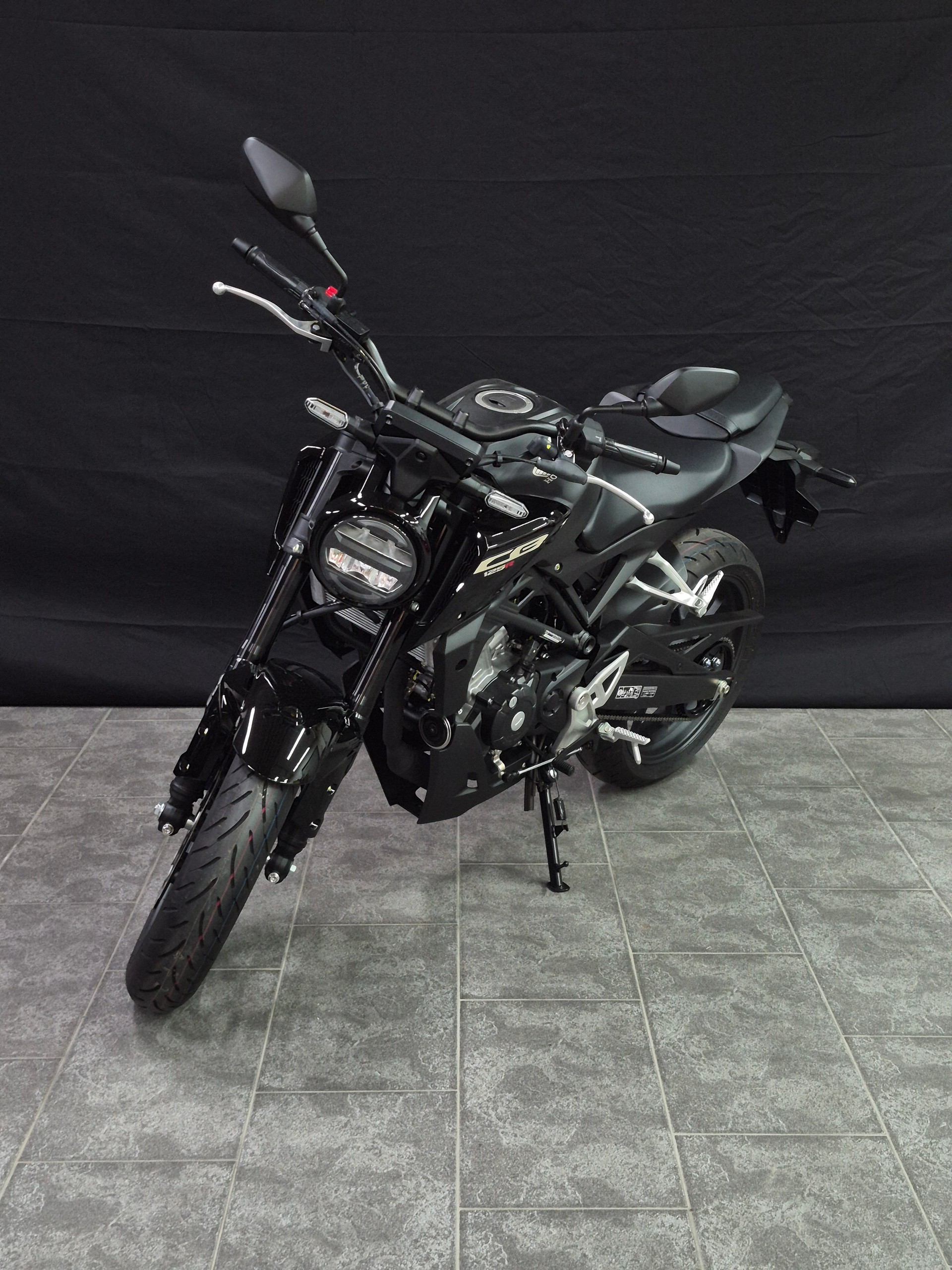 HONDA CB 125 R-image-8