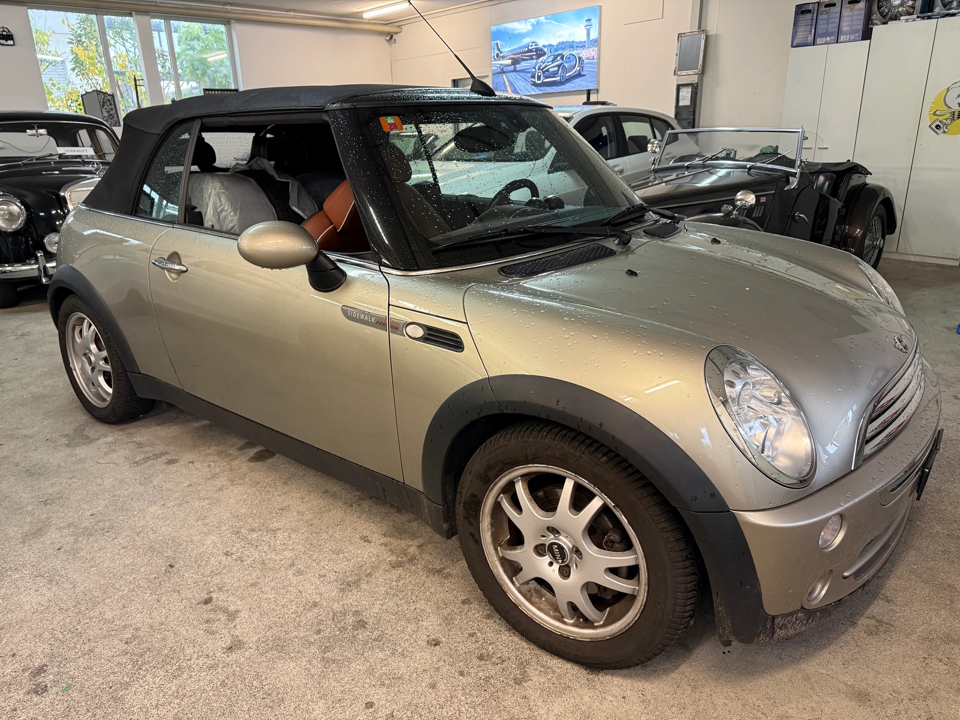 MINI Cooper Cabriolet-showroom-element-2