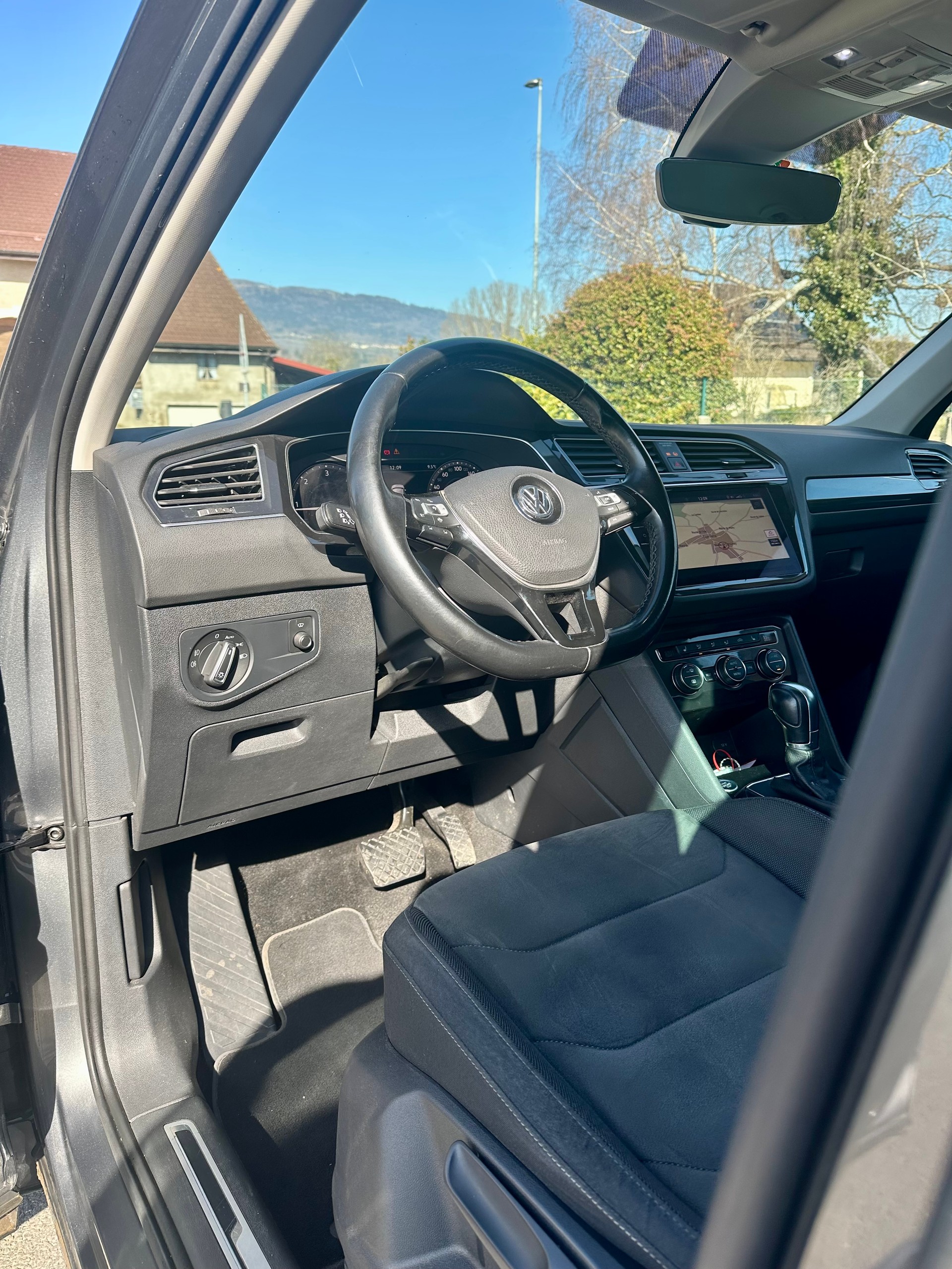 VW Tiguan 2.0 TDI SCR Highline 4Motion DSG-image-10