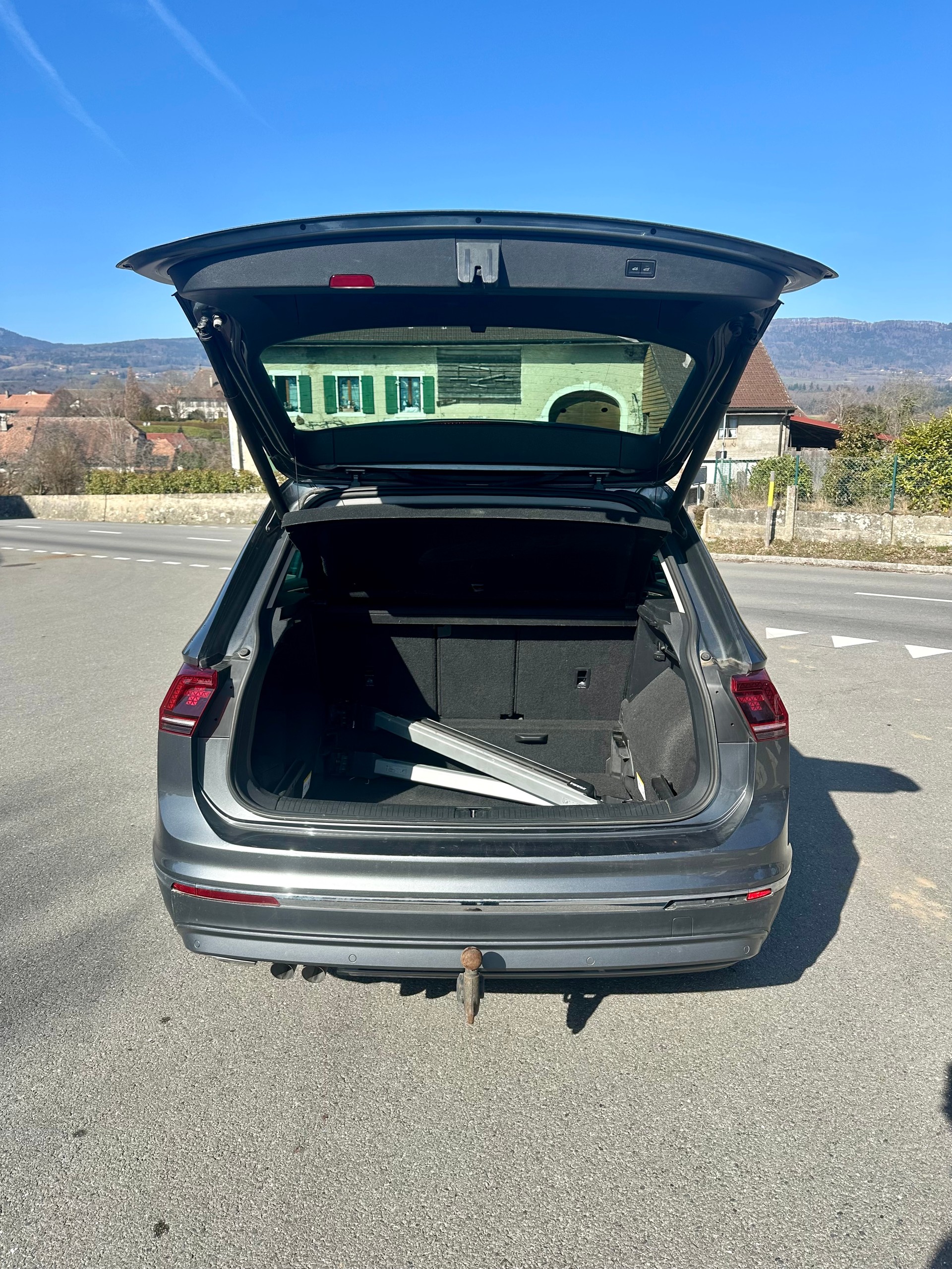 VW Tiguan 2.0 TDI SCR Highline 4Motion DSG-image-8