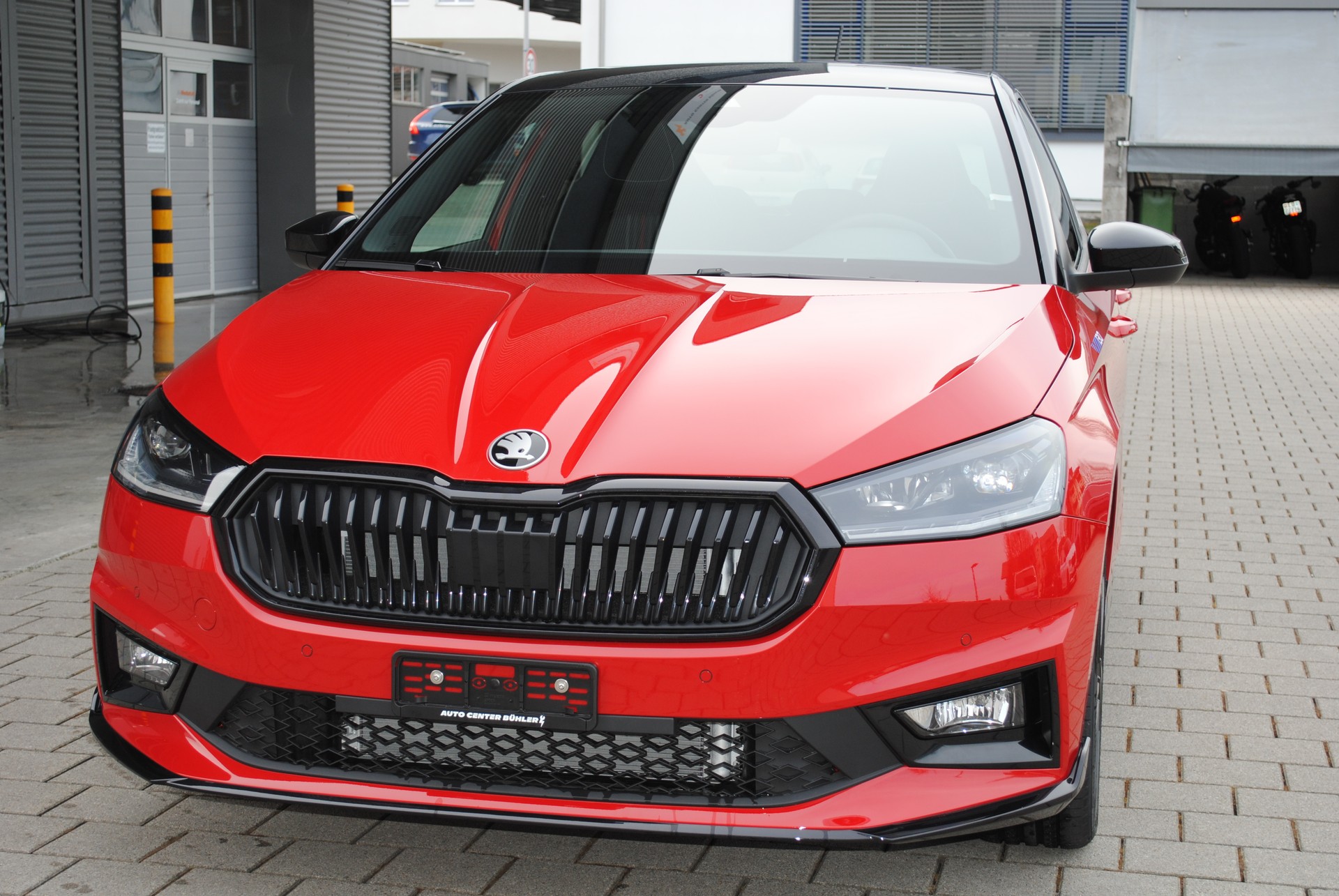 SKODA Fabia 1.5 TSI 130 DSG-showroom-element-1