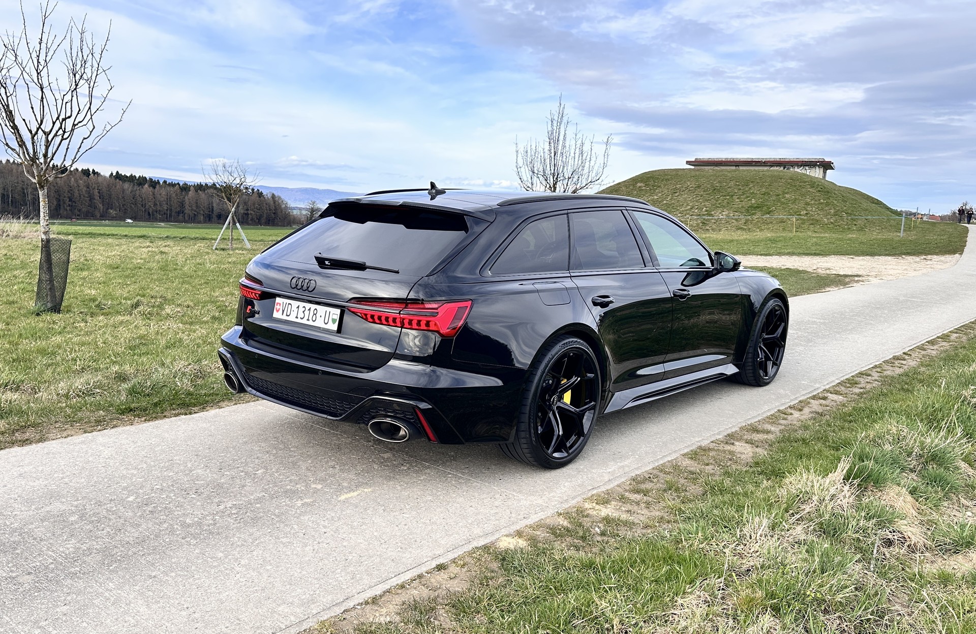 AUDI RS6 Avant 4.0 TFSI V8 Performance Akrapovic-image-4