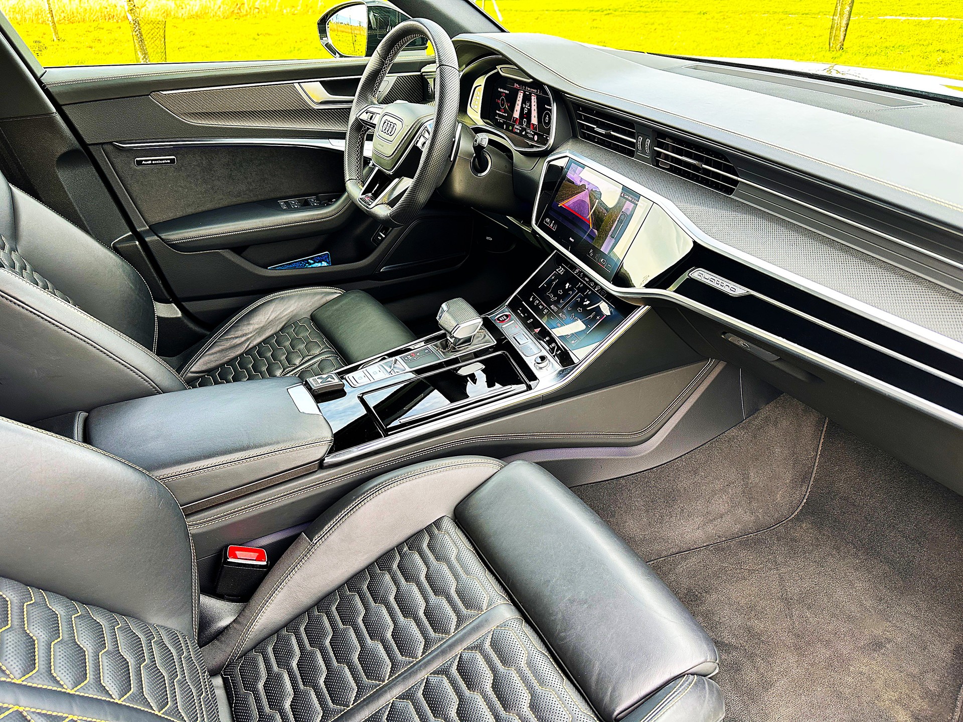 AUDI RS6 Avant 4.0 TFSI V8 Performance Akrapovic-image-9
