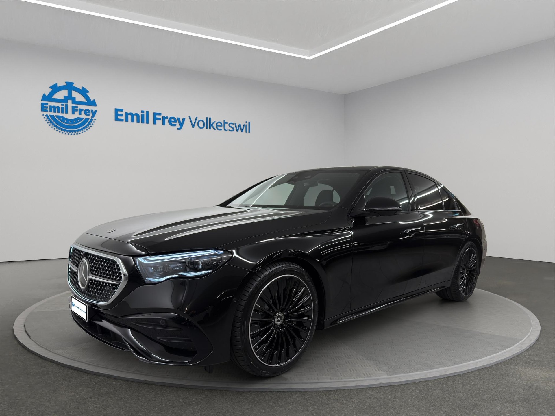 MERCEDES-BENZ E 220 d AMG Line 4matic