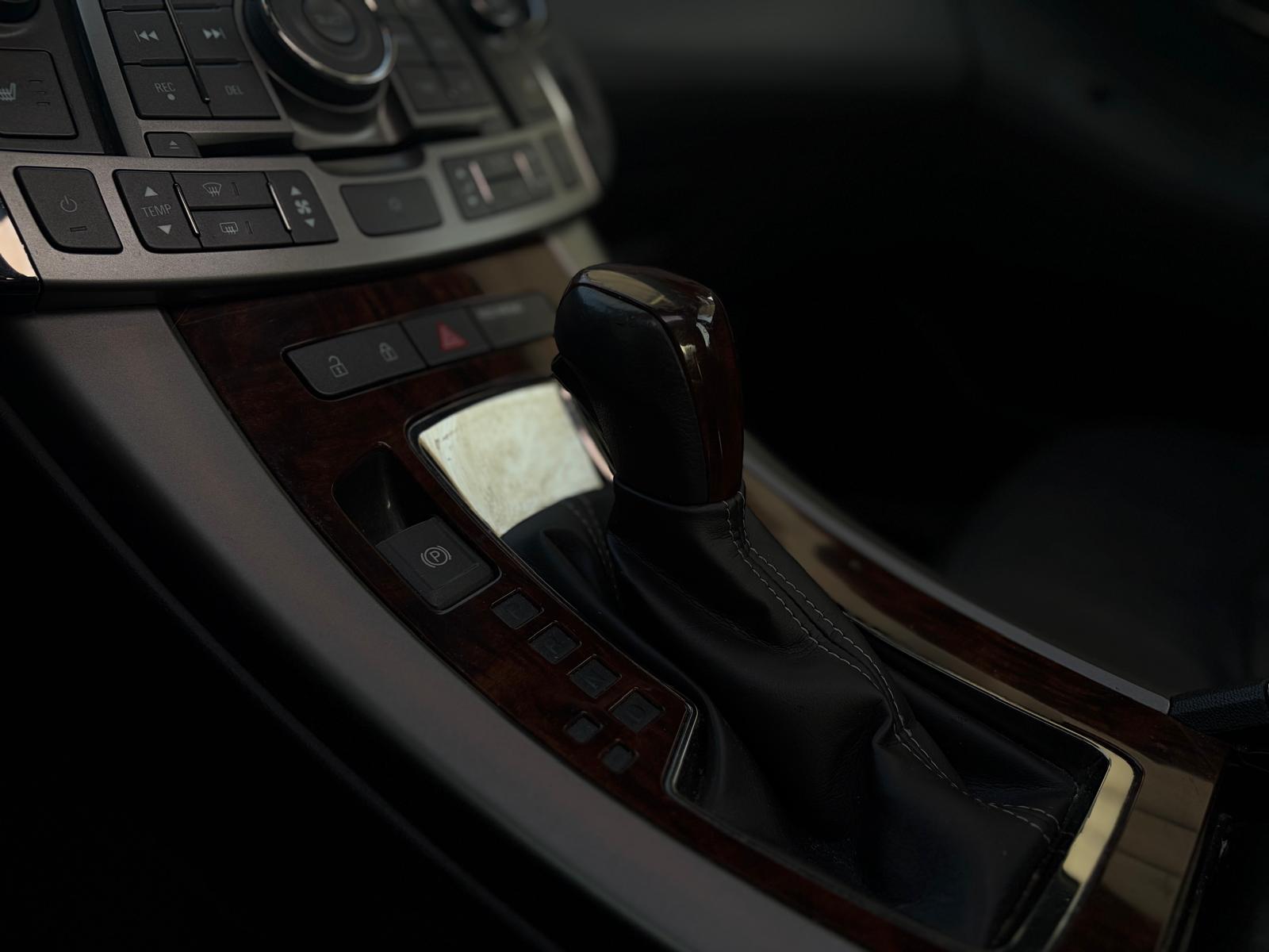BUICK LaCrosse CXL-image-13