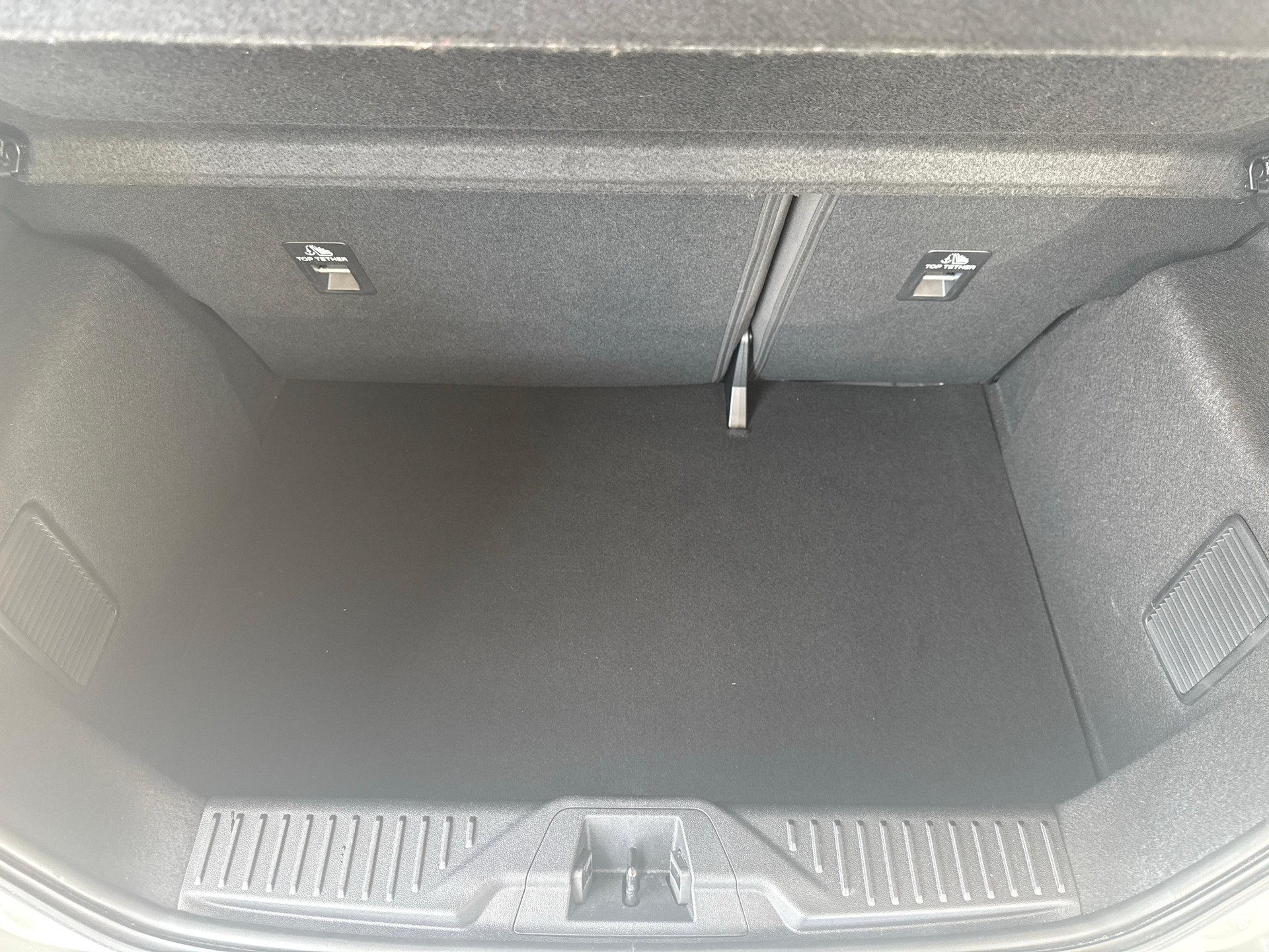 FORD Fiesta 1.5 EcoB ST X / Jetzt mit attraktivem 1.9% Leasing!-image-11