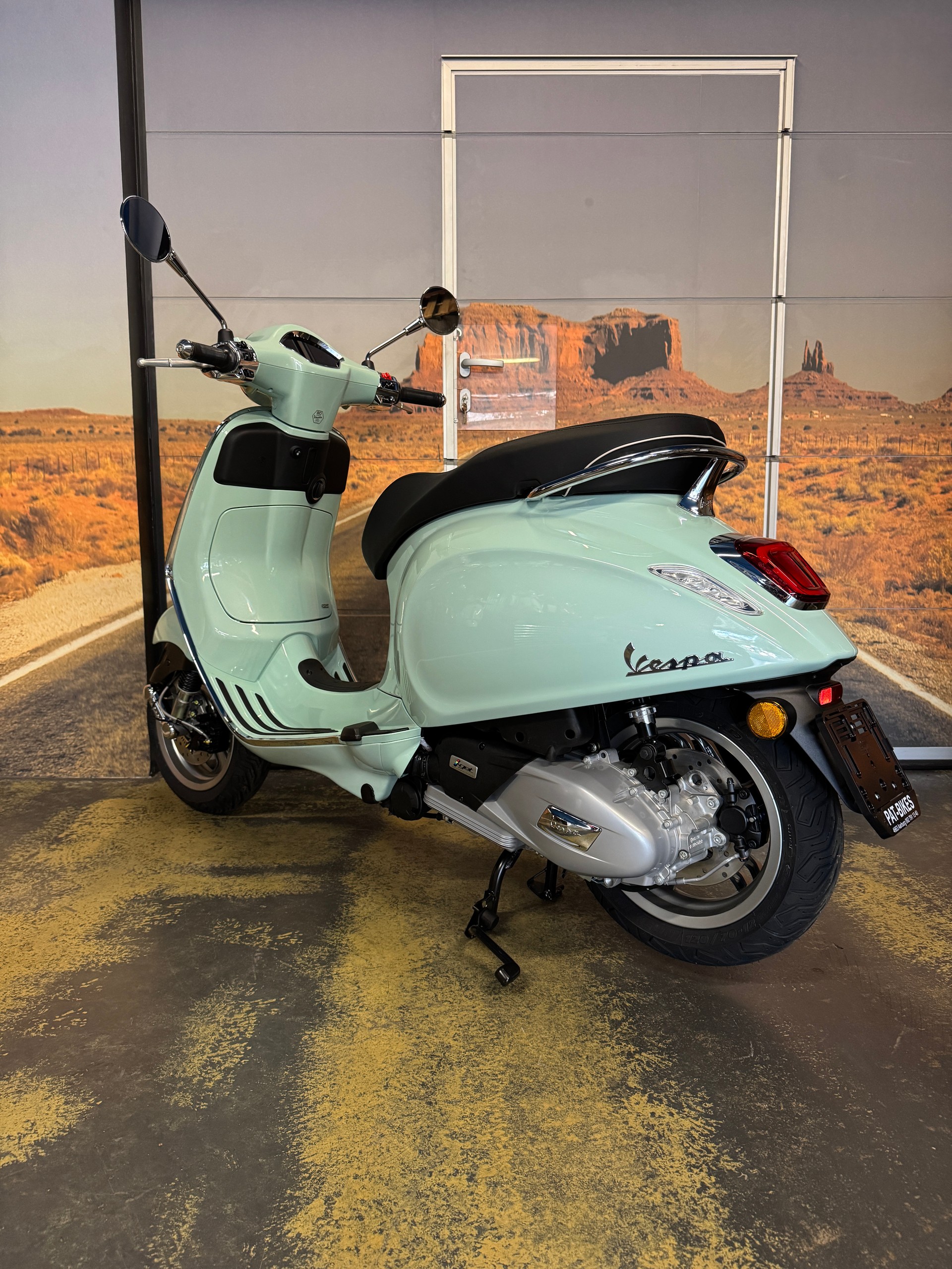 PIAGGIO Vespa 125 Primavera ABS-image-6