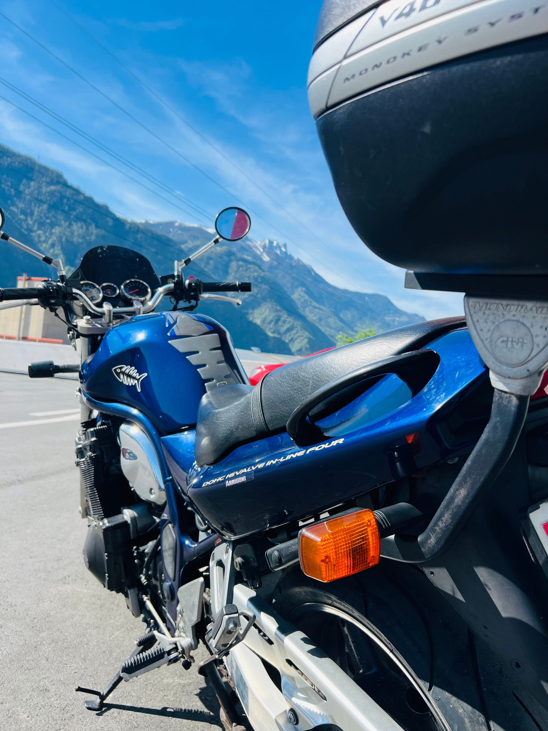 SUZUKI GSF 1200 S Bandit-image-9
