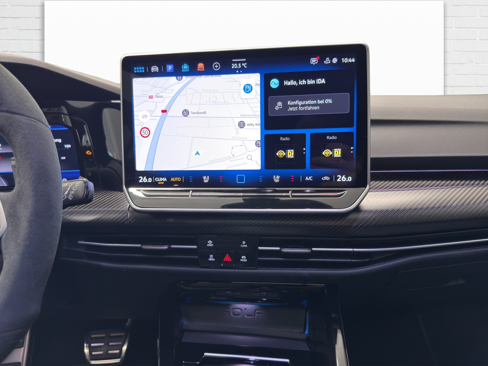 VW Golf VIII Variant 2.0 TSI R DSG 4motion-image-8