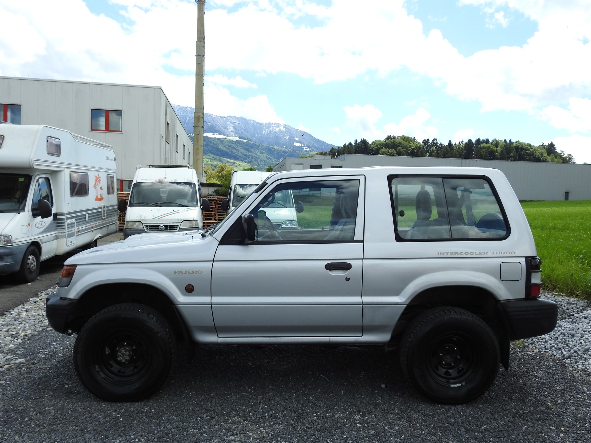 MITSUBISHI Pajero 2.5 TDI Classic-showroom-element-2