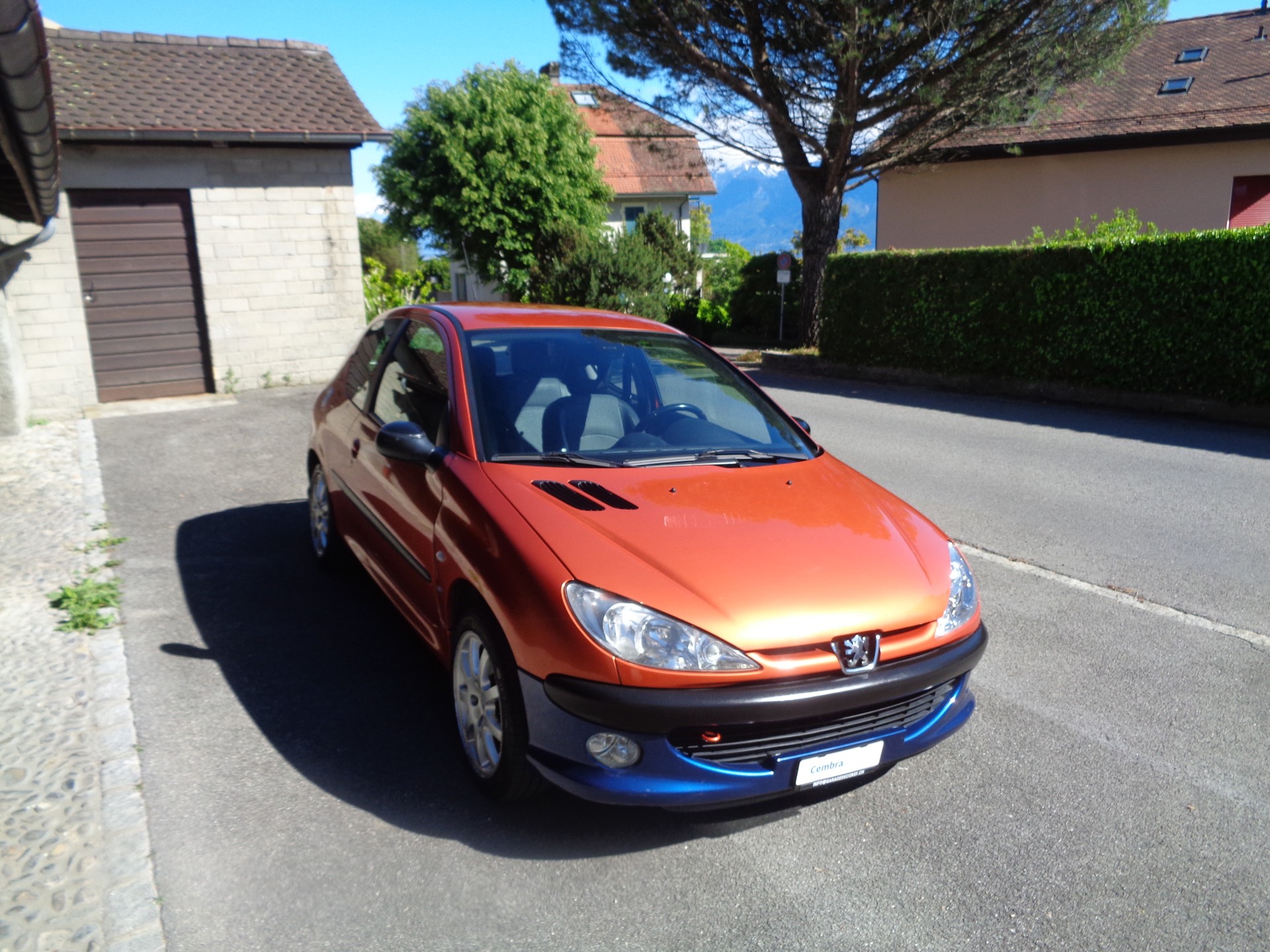 PEUGEOT 206 2.0 16V GTI