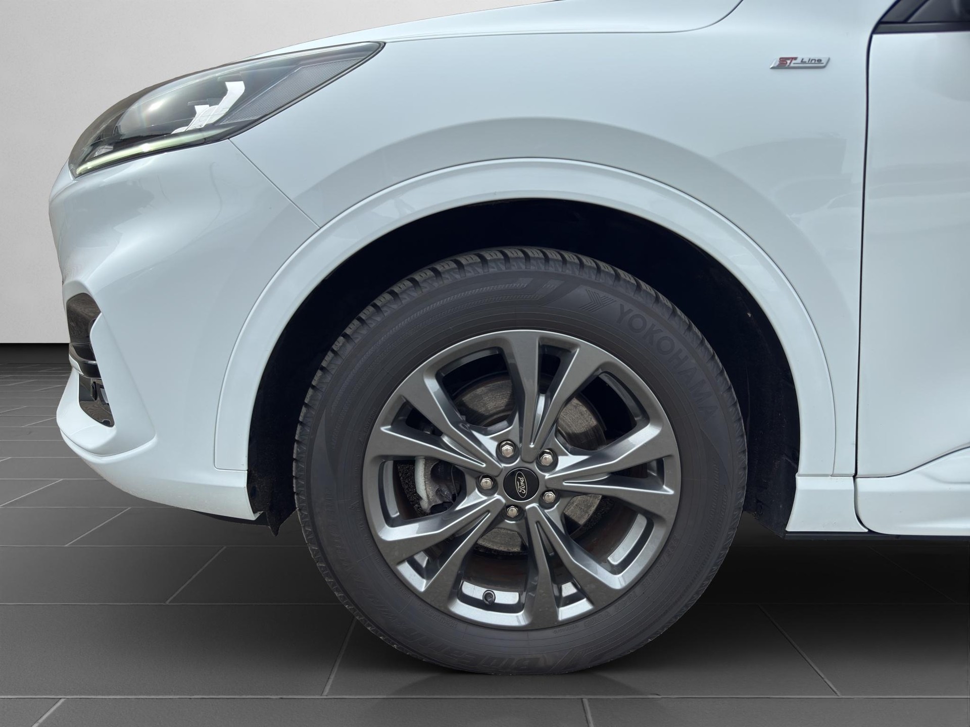 FORD Kuga 2.5 Hybrid ST-Line 4x4-image-20