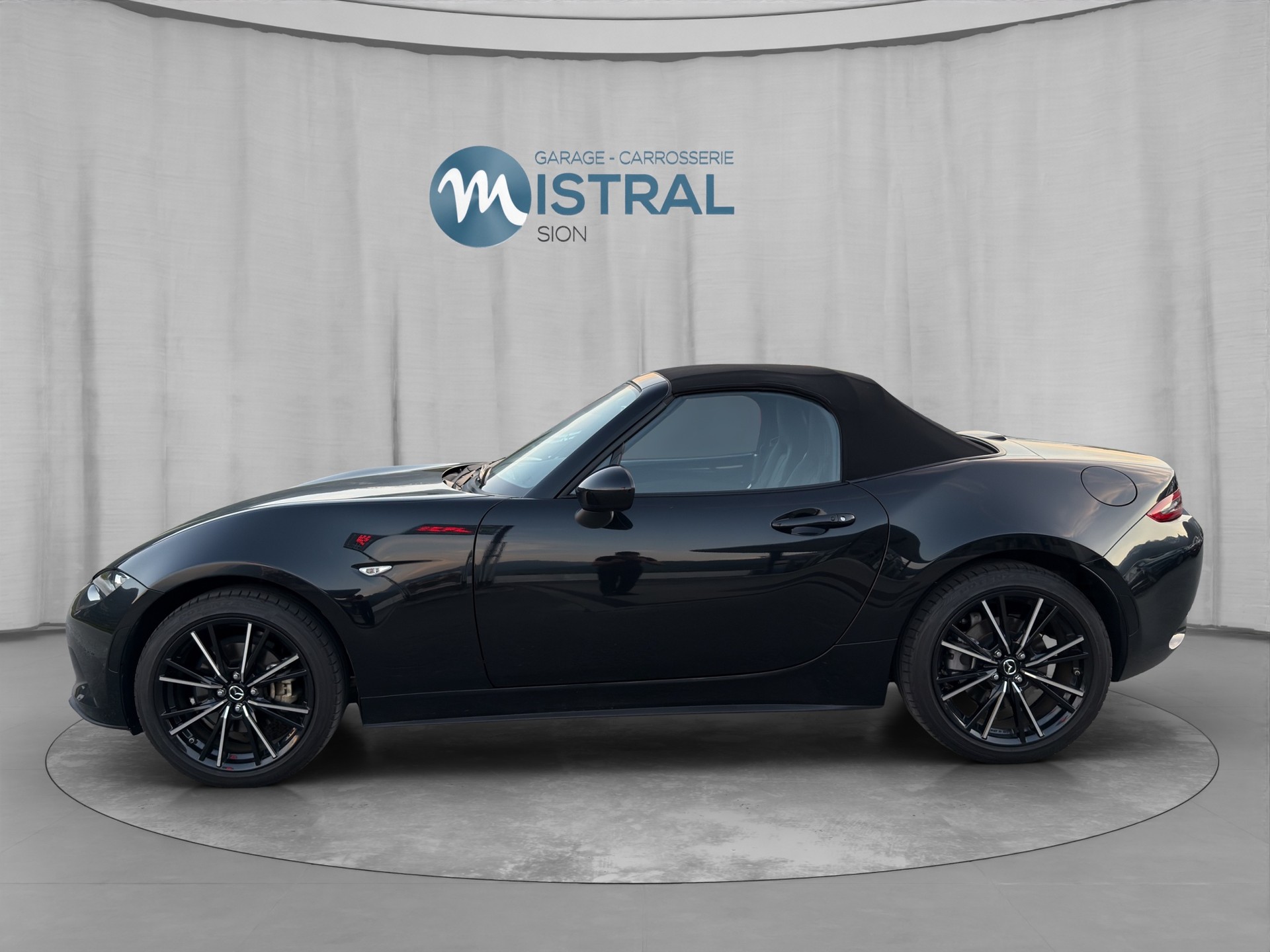 MAZDA MX-5 Skyactiv-G 184 Exclusive-line-image-1