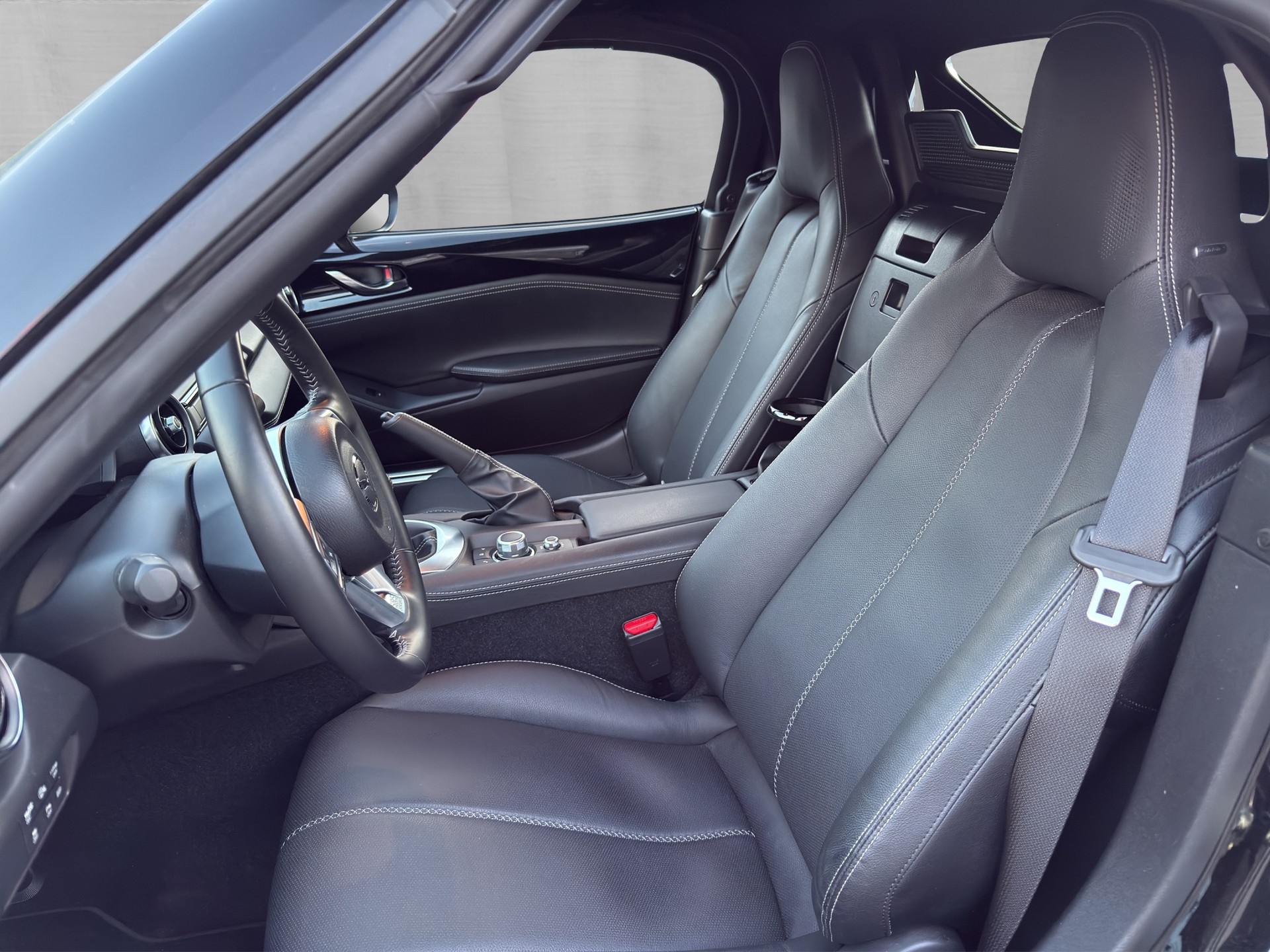 MAZDA MX-5 Skyactiv-G 184 Exclusive-line-image-9