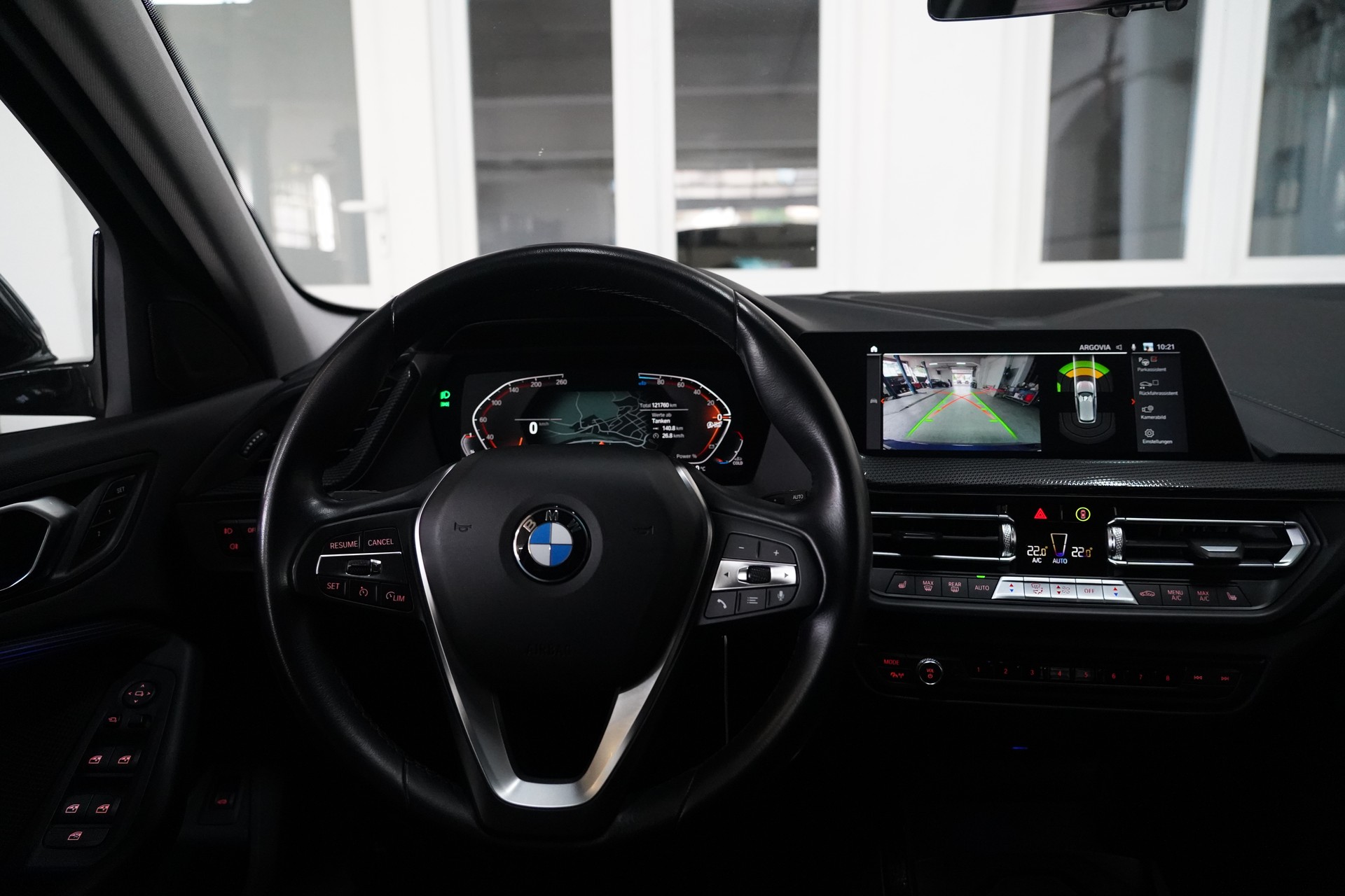 BMW 120d xDrive Steptronic Sport Line-image-13