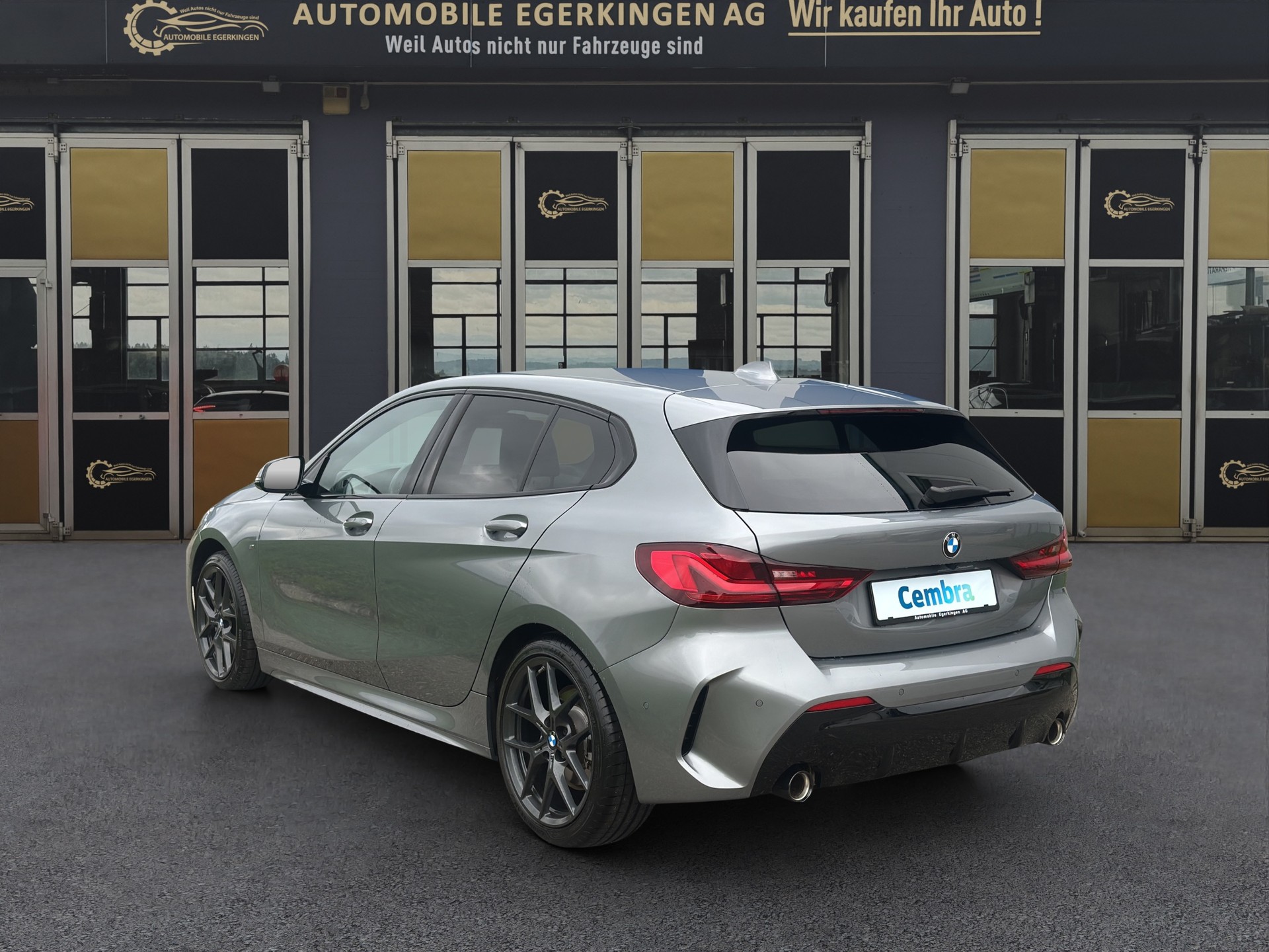 BMW 118d Pure M Sport-image-6