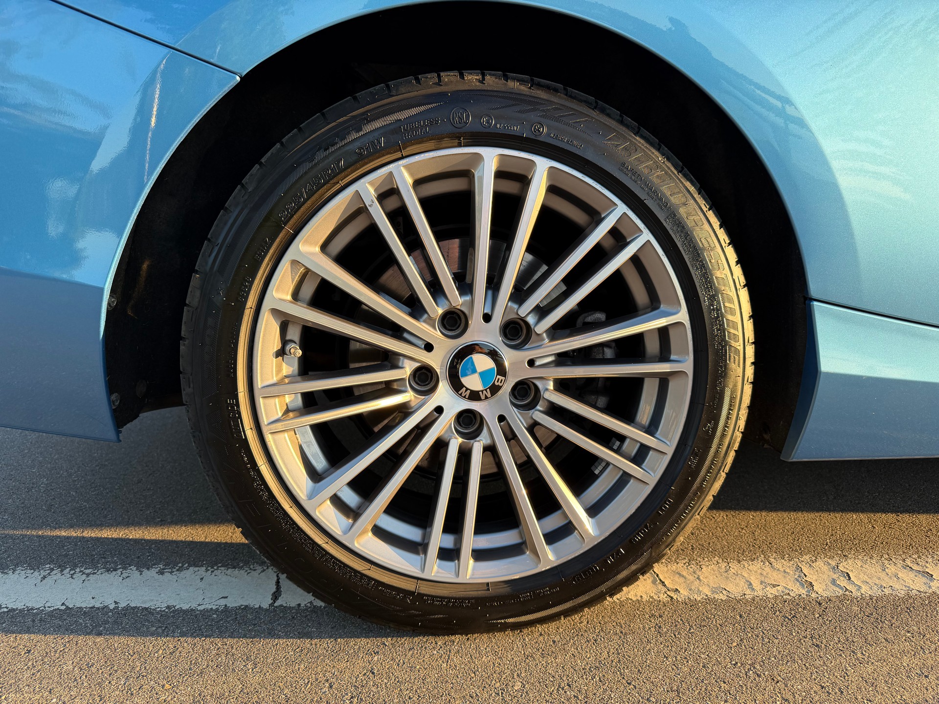 BMW 220d-image-7