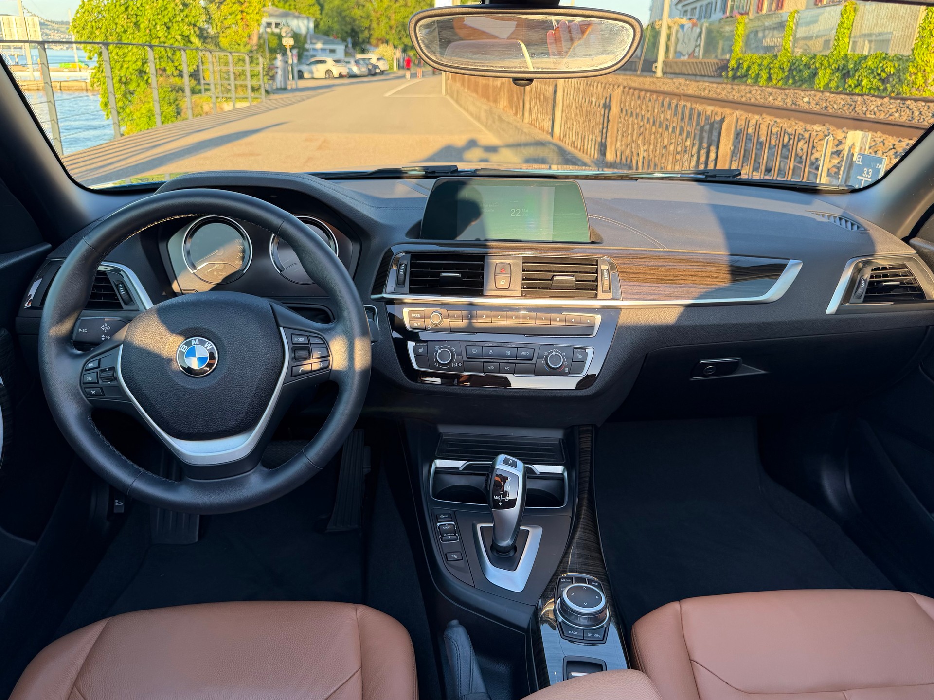BMW 220d-image-8