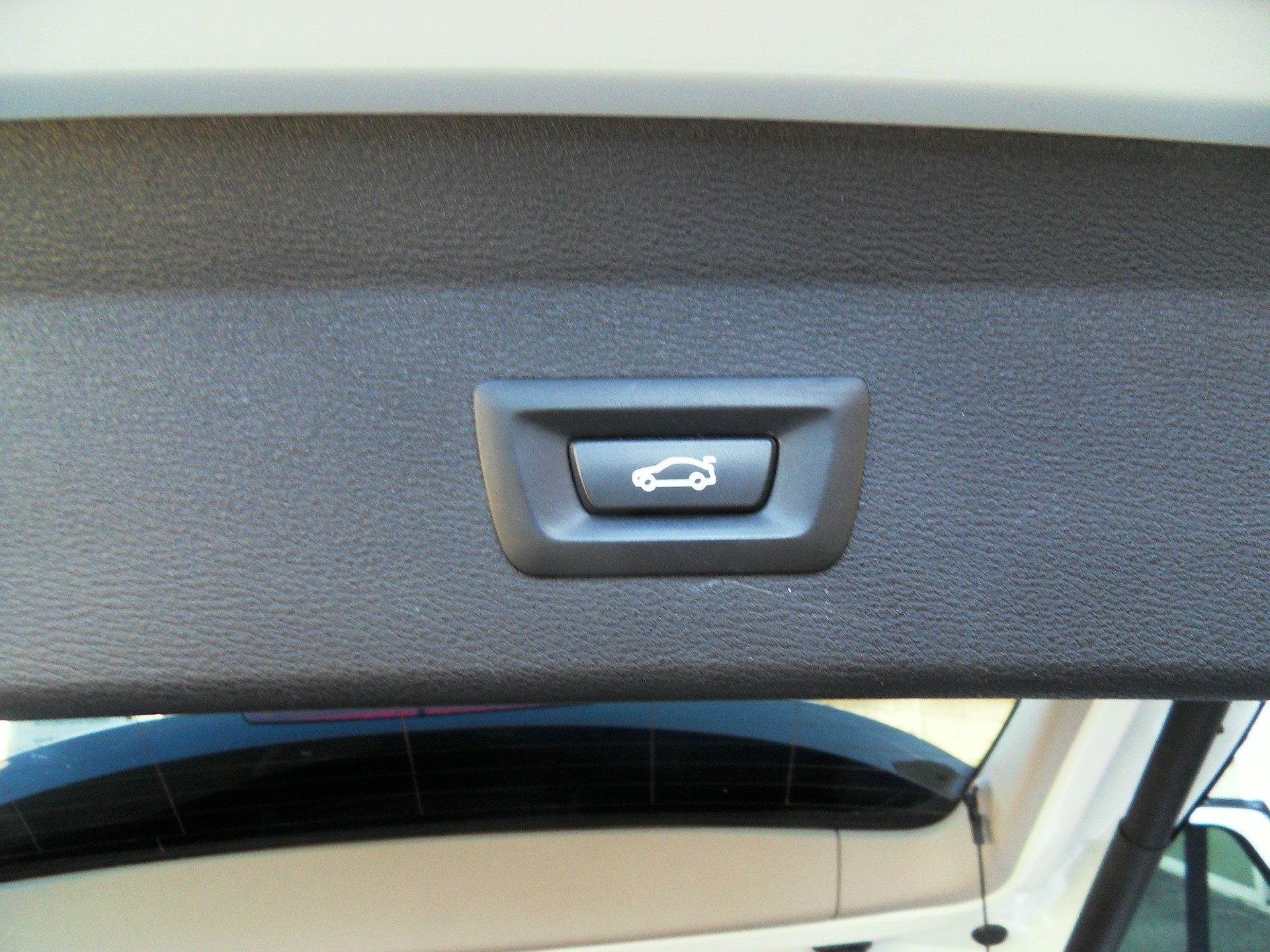 BMW X1 xDrive 20d Sport Line Steptronic-image-15