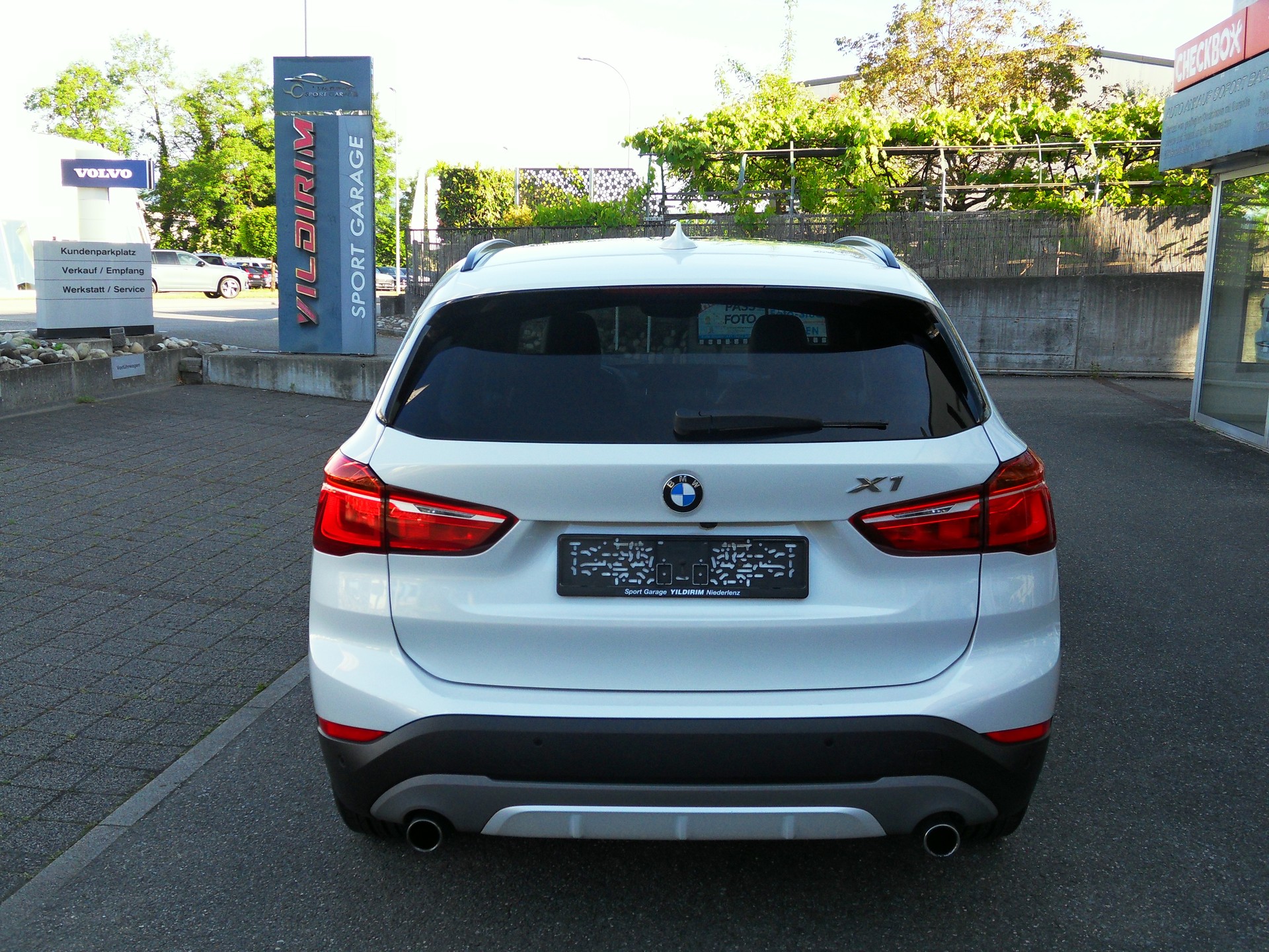 BMW X1 xDrive 20d Sport Line Steptronic-image-5