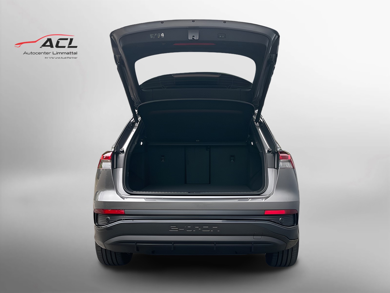 AUDI Q4 e-tron 45 Edition Swiss Ski quattro-image-8