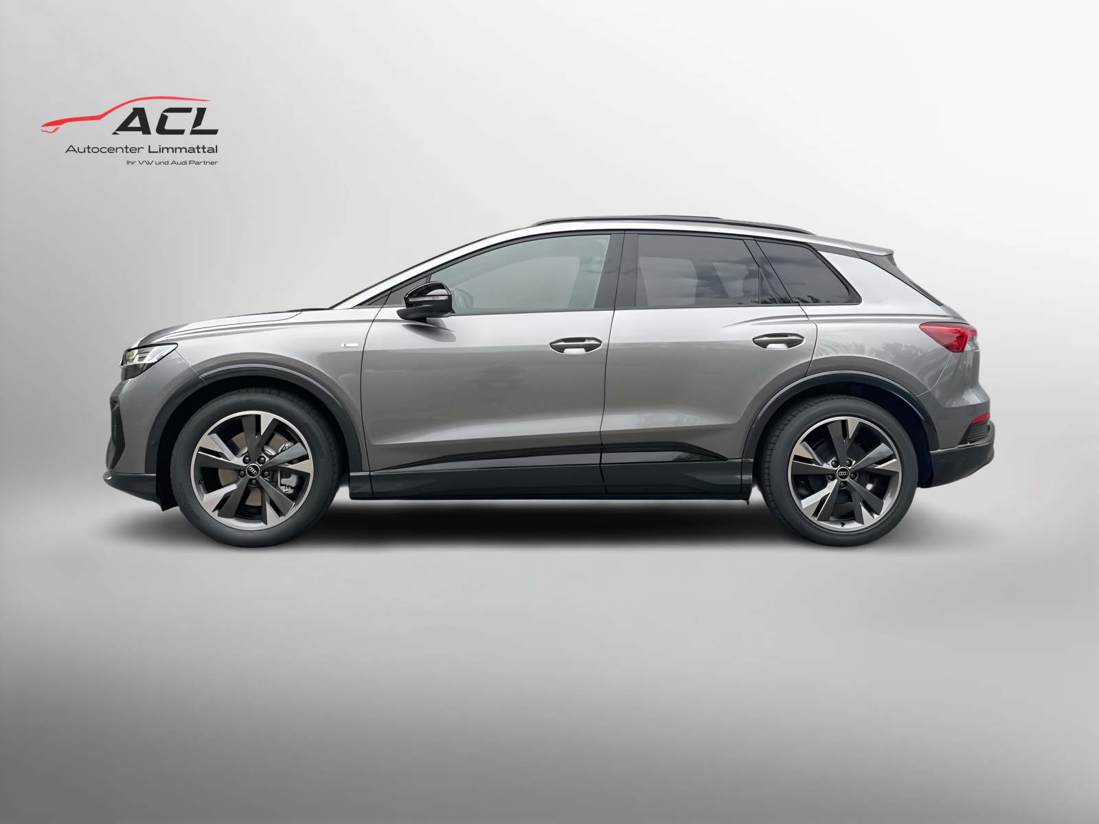 AUDI Q4 e-tron 45 Edition Swiss Ski quattro-image-2
