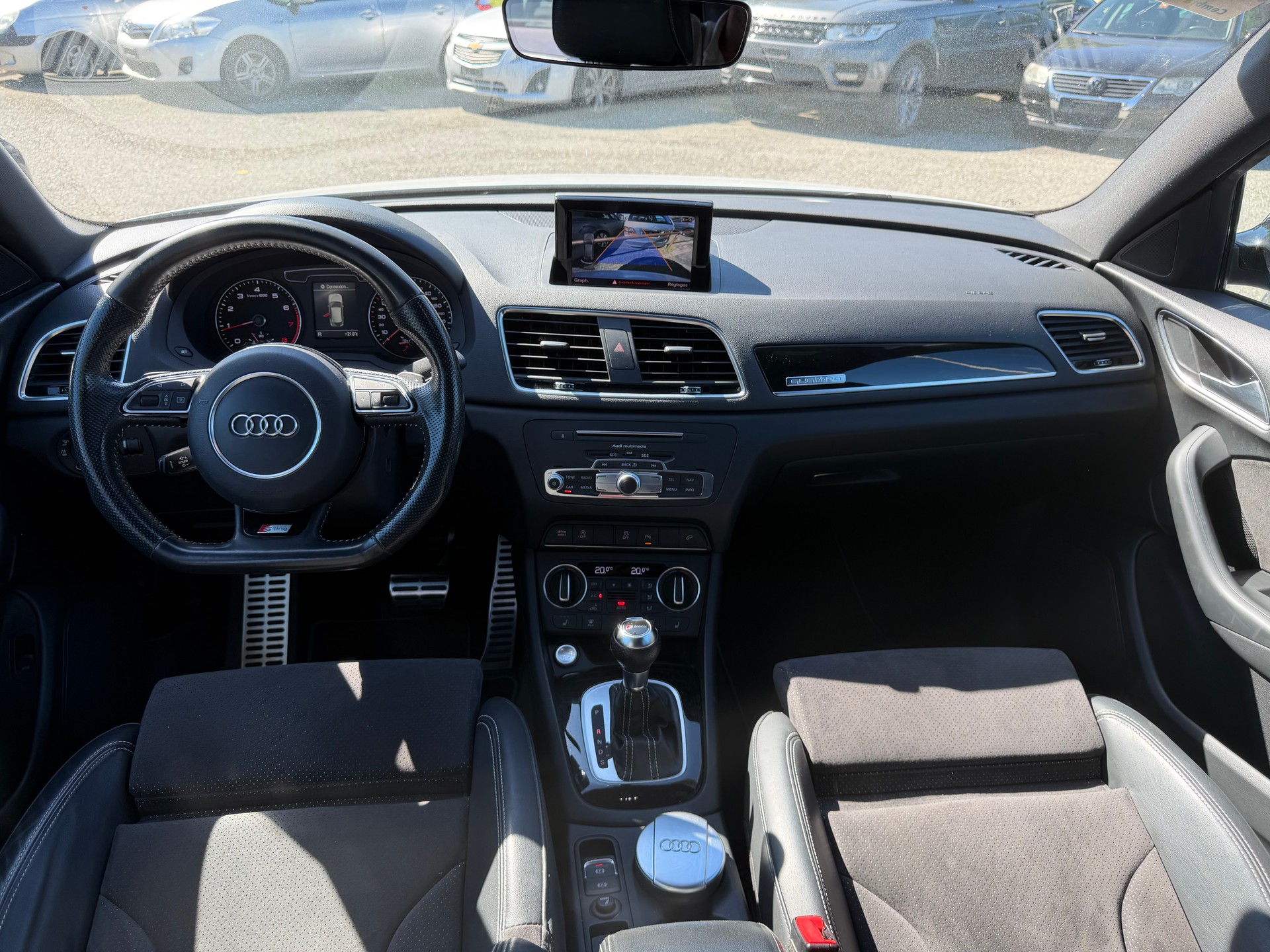 AUDI Q3 2.0 TFSI sport quattro S-tronic-image-5