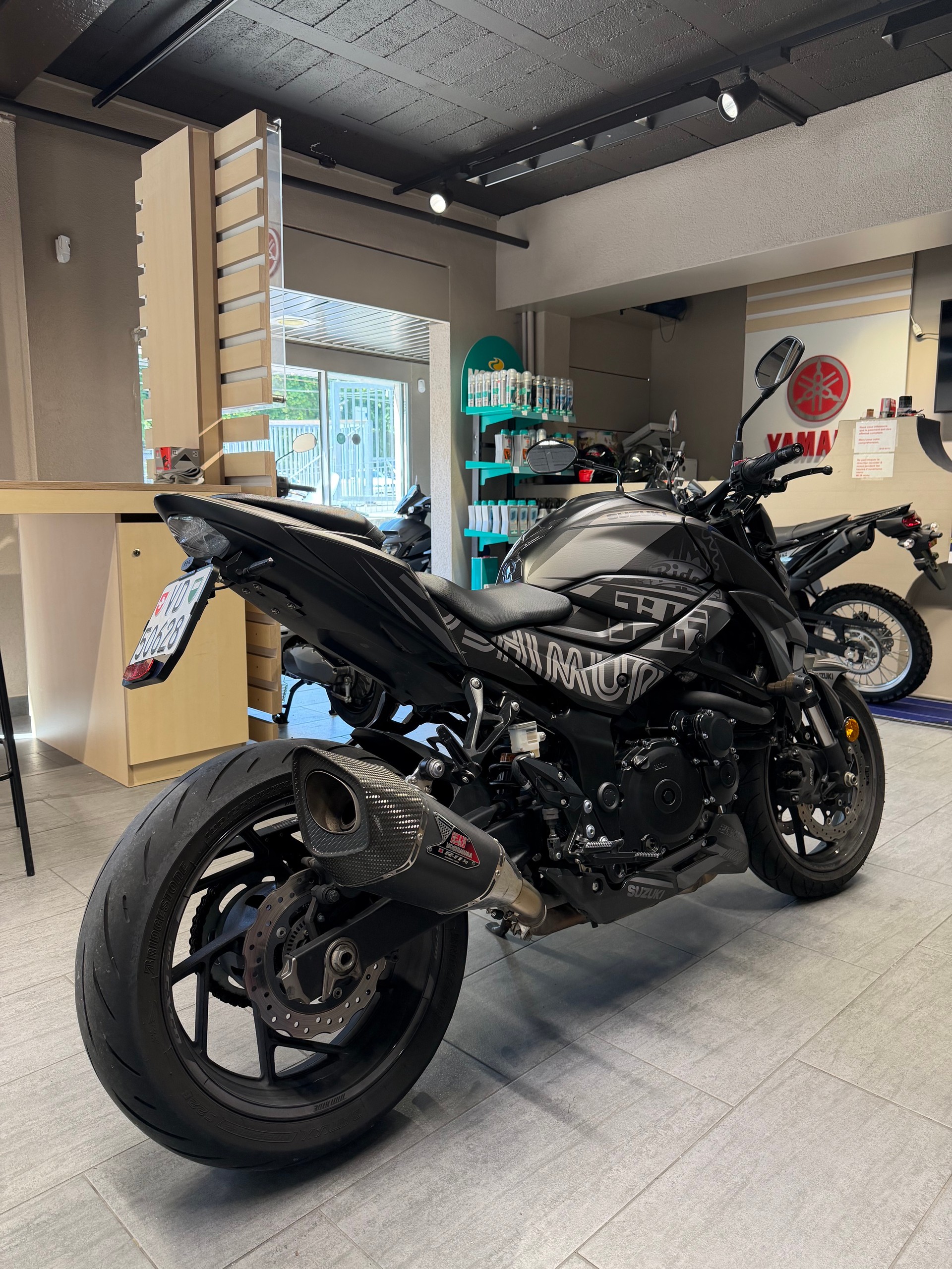 SUZUKI GSX-S 750 ABS-image-1