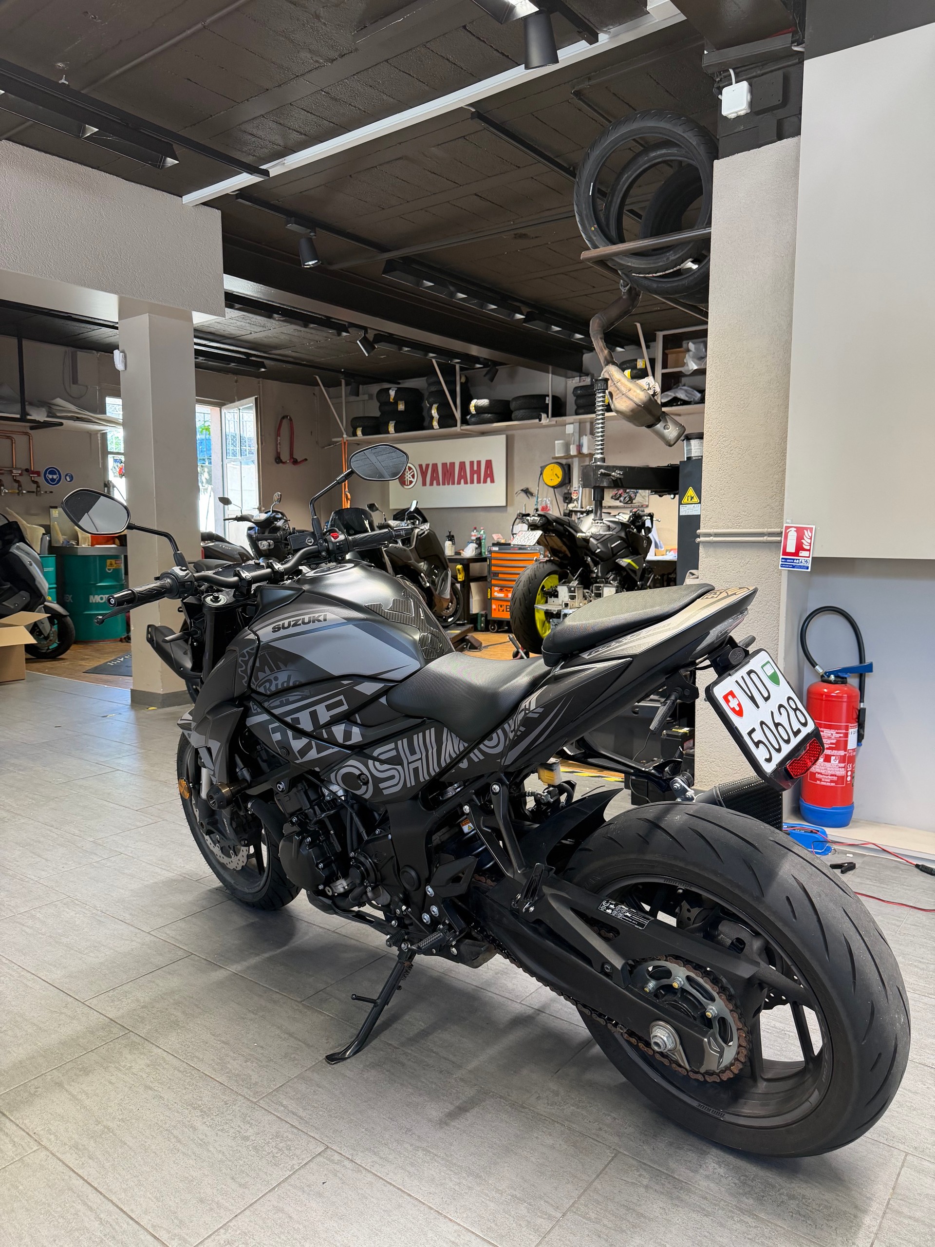 SUZUKI GSX-S 750 ABS-image-2