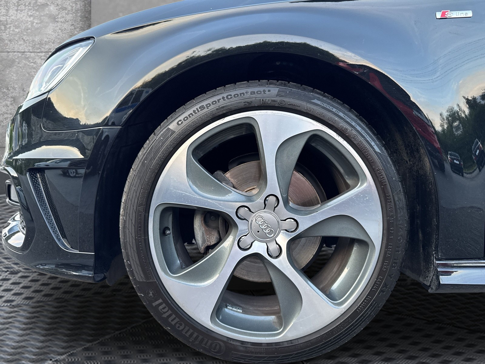 AUDI A3 Sportback 2.0 TDI Attraction S-tronic-image-7