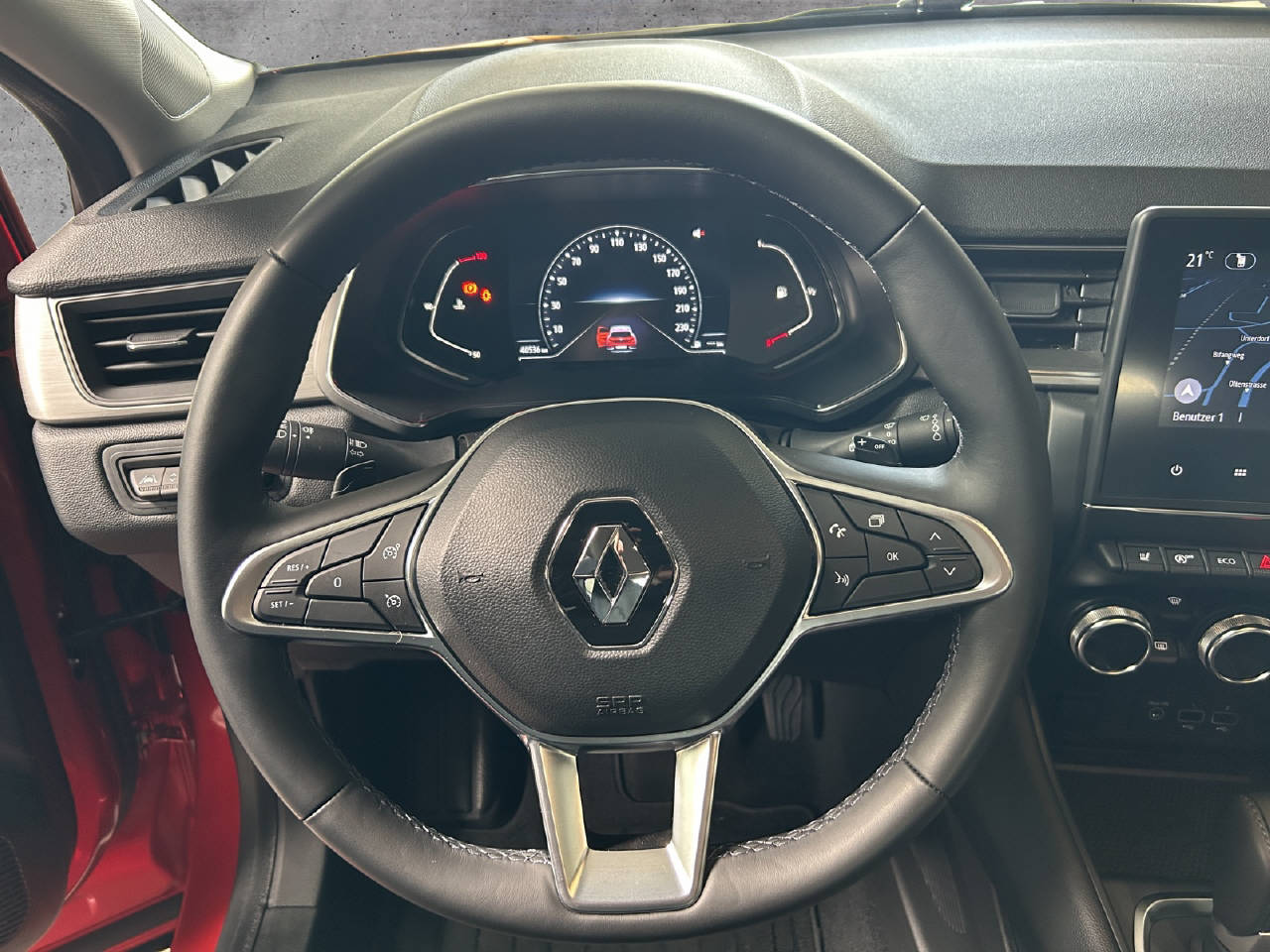 RENAULT Captur 1.3 TCe 140 Intens EDC-image-7