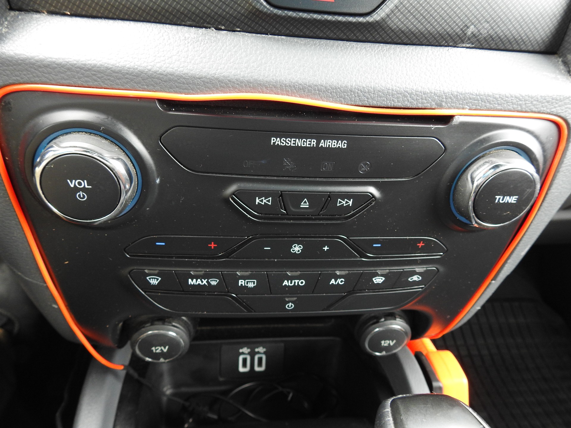 FORD Ranger 3.2TDCi 4X4-image-23