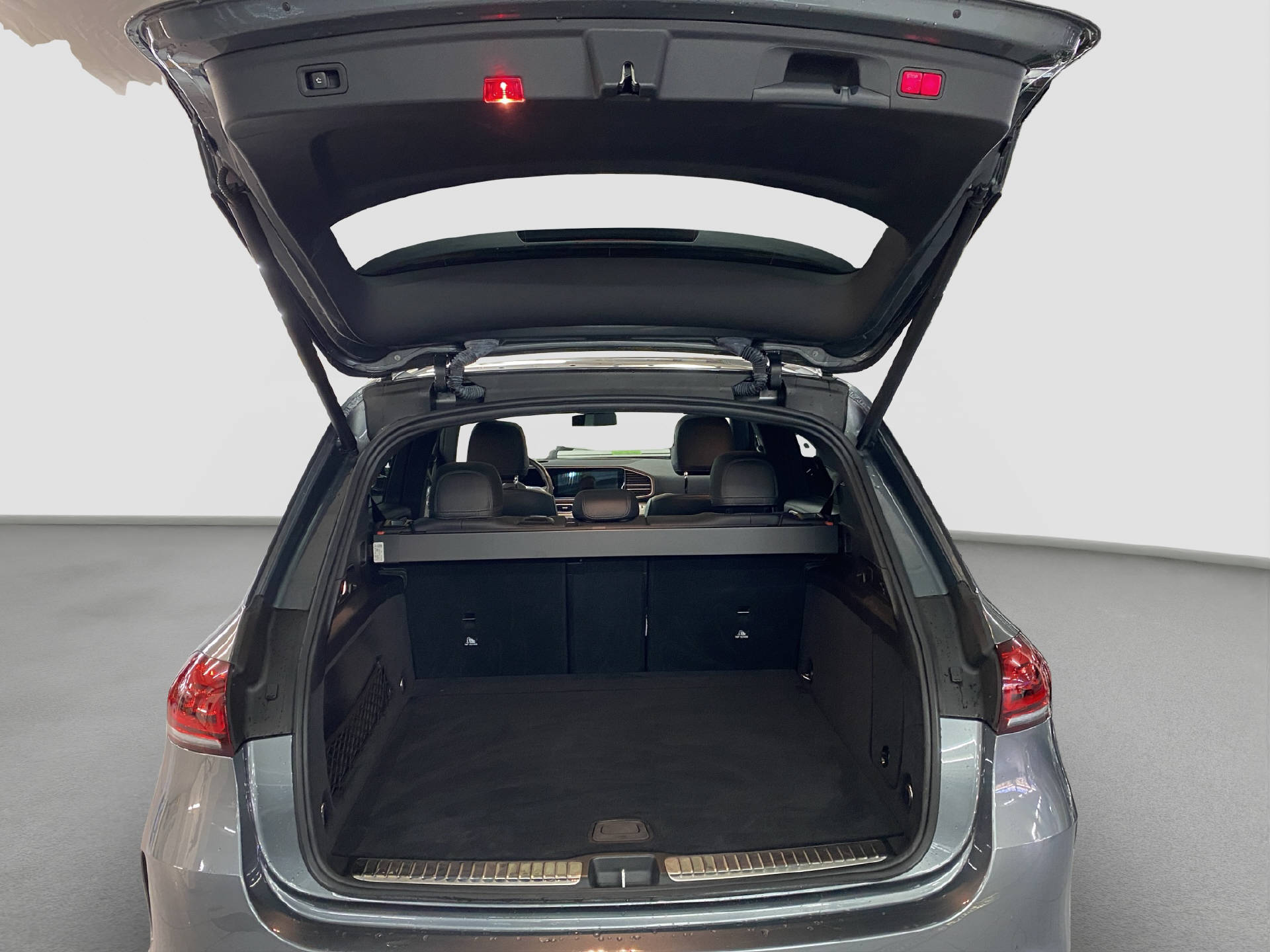 MERCEDES-BENZ GLE 400 d AMG Line 4MATIC-image-14